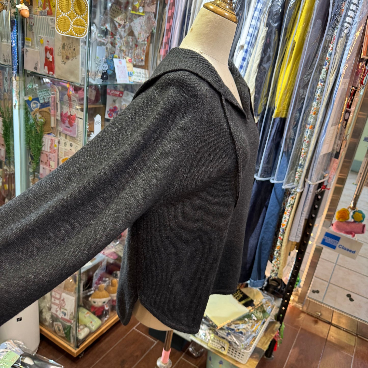 Tumugu Charcoal Embroidery Sweater