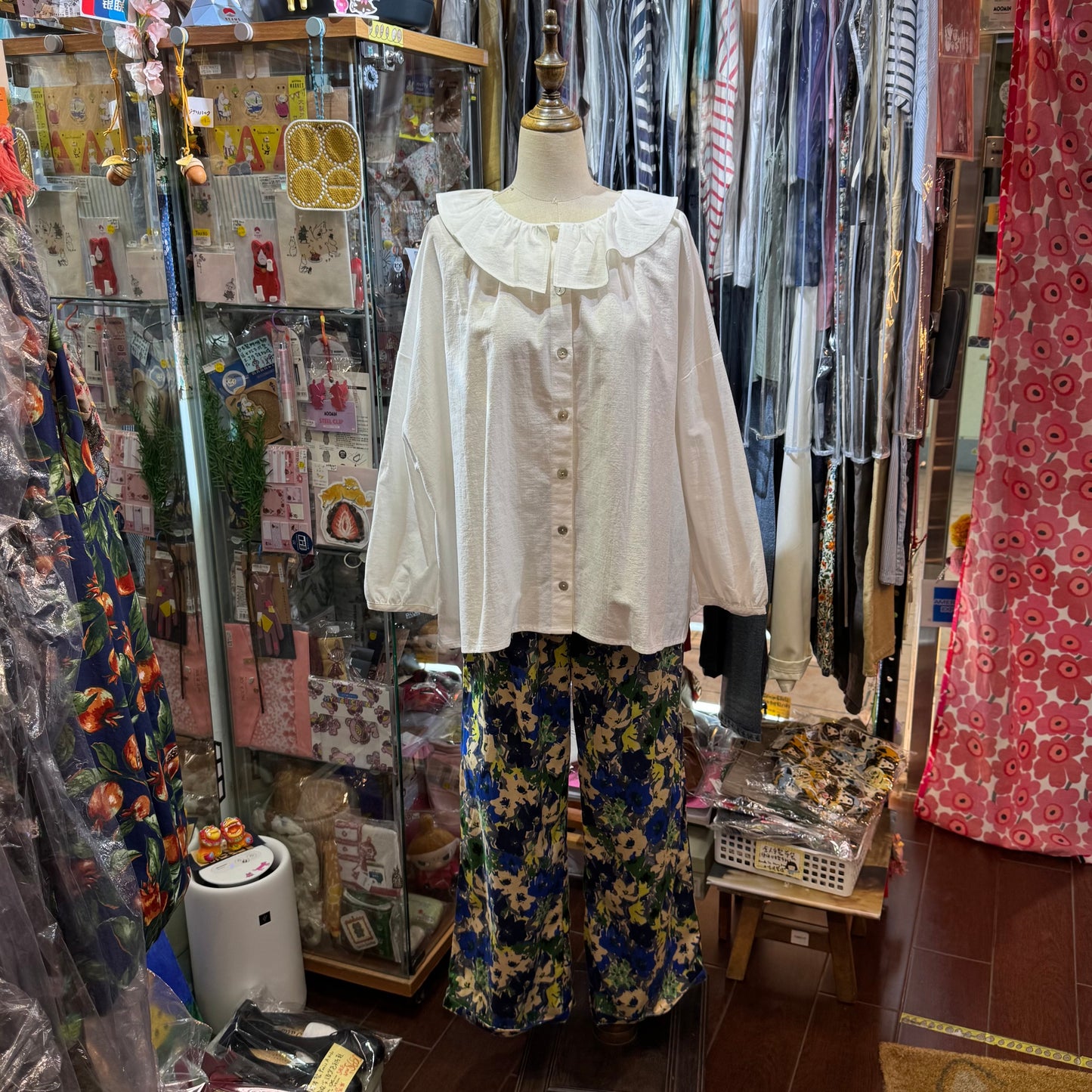 Sloe White Frill Collar Shirt