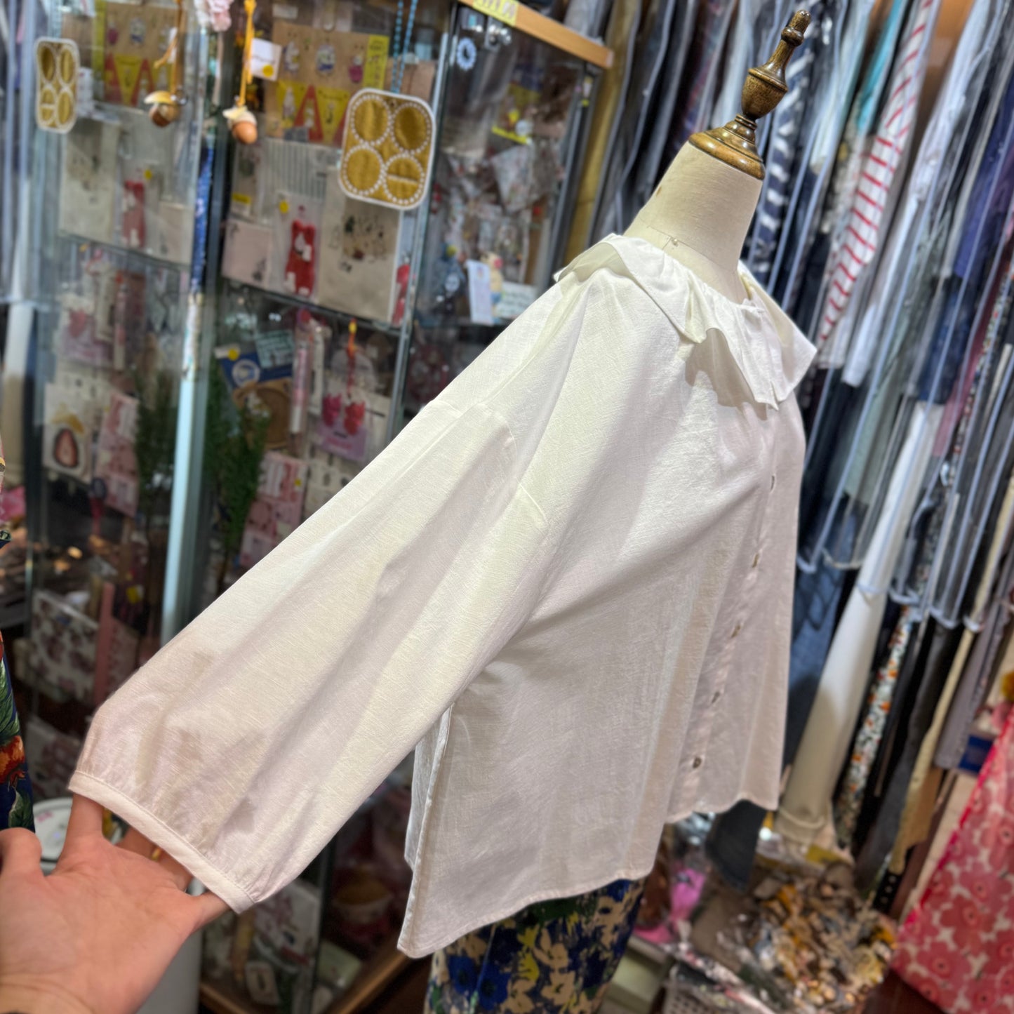 Sloe White Frill Collar Shirt