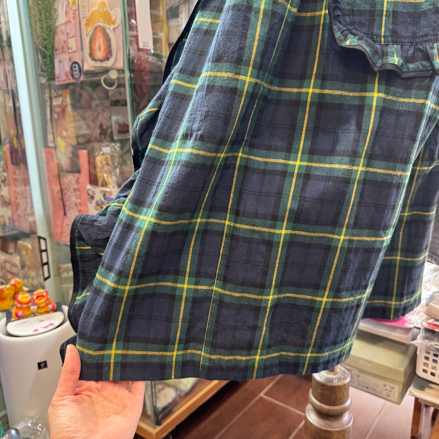 Drowse and yet… Green Checked Short Pants, made in Japan