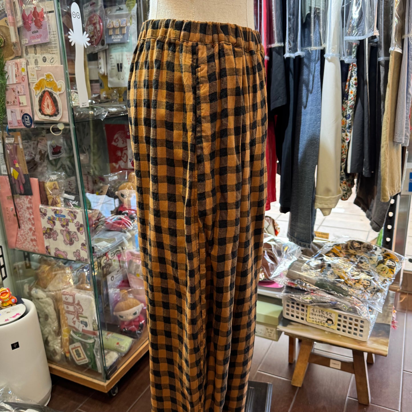 Estroislose Brown Checked Pants, made in Japan