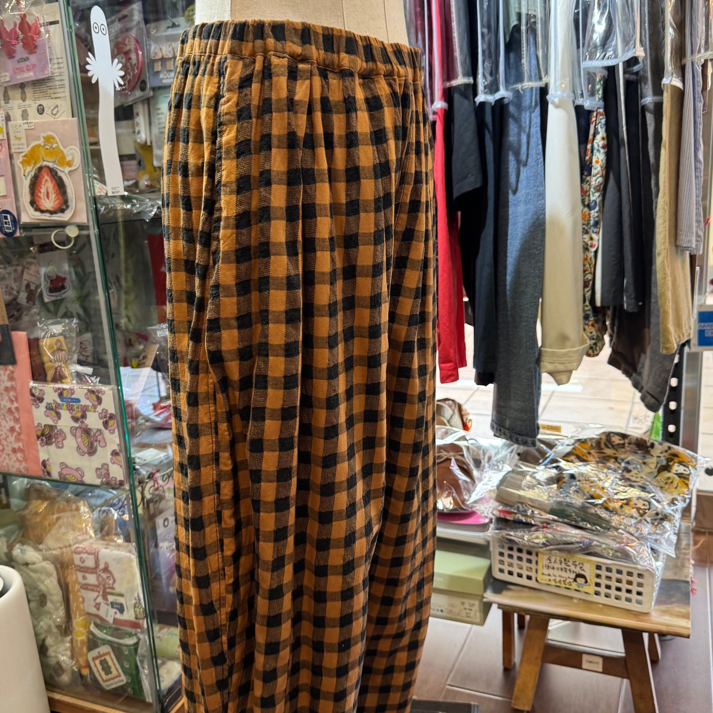 Estroislose Brown Checked Pants, made in Japan