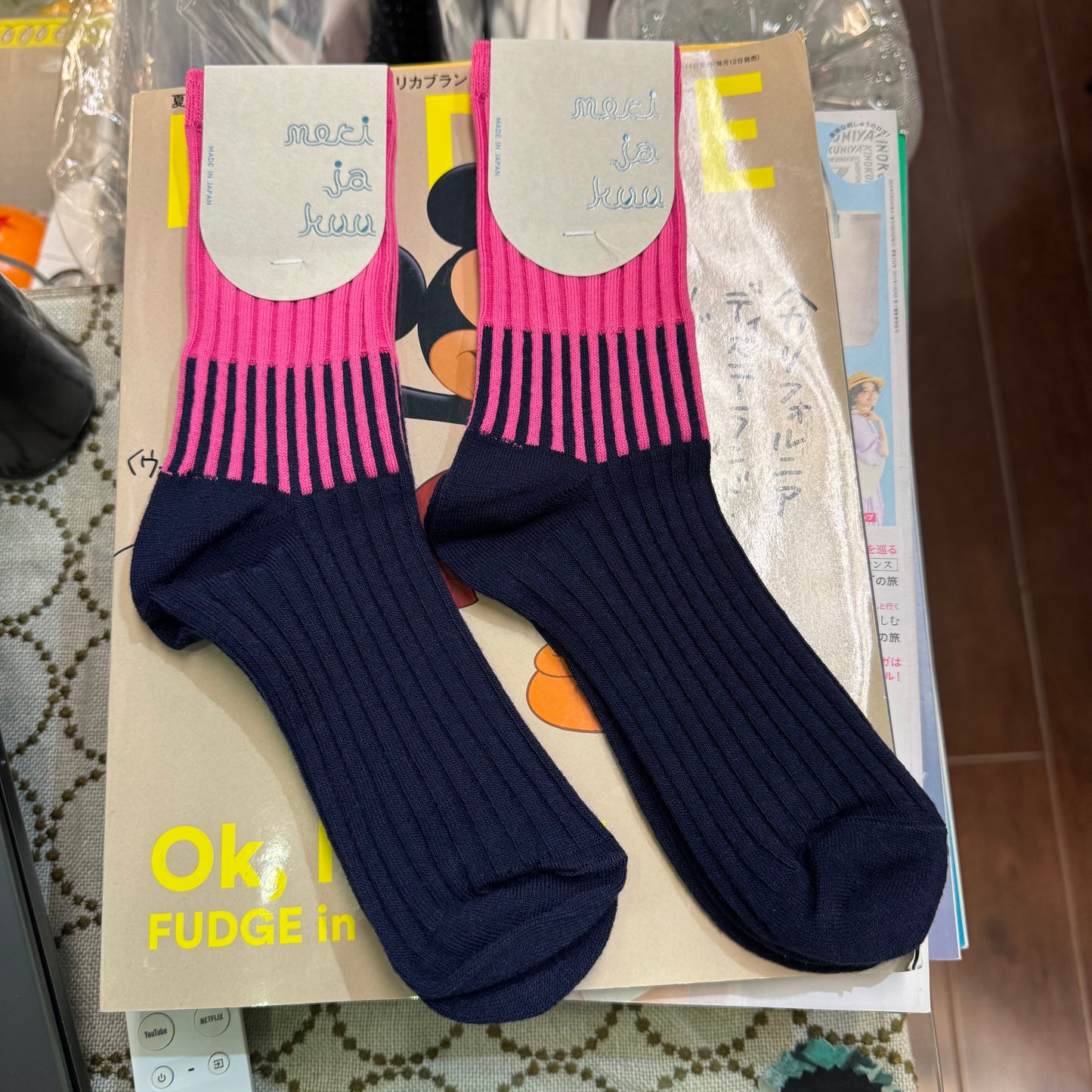 Meri Ja Kuu Pink X Navy Socks, made in Japan