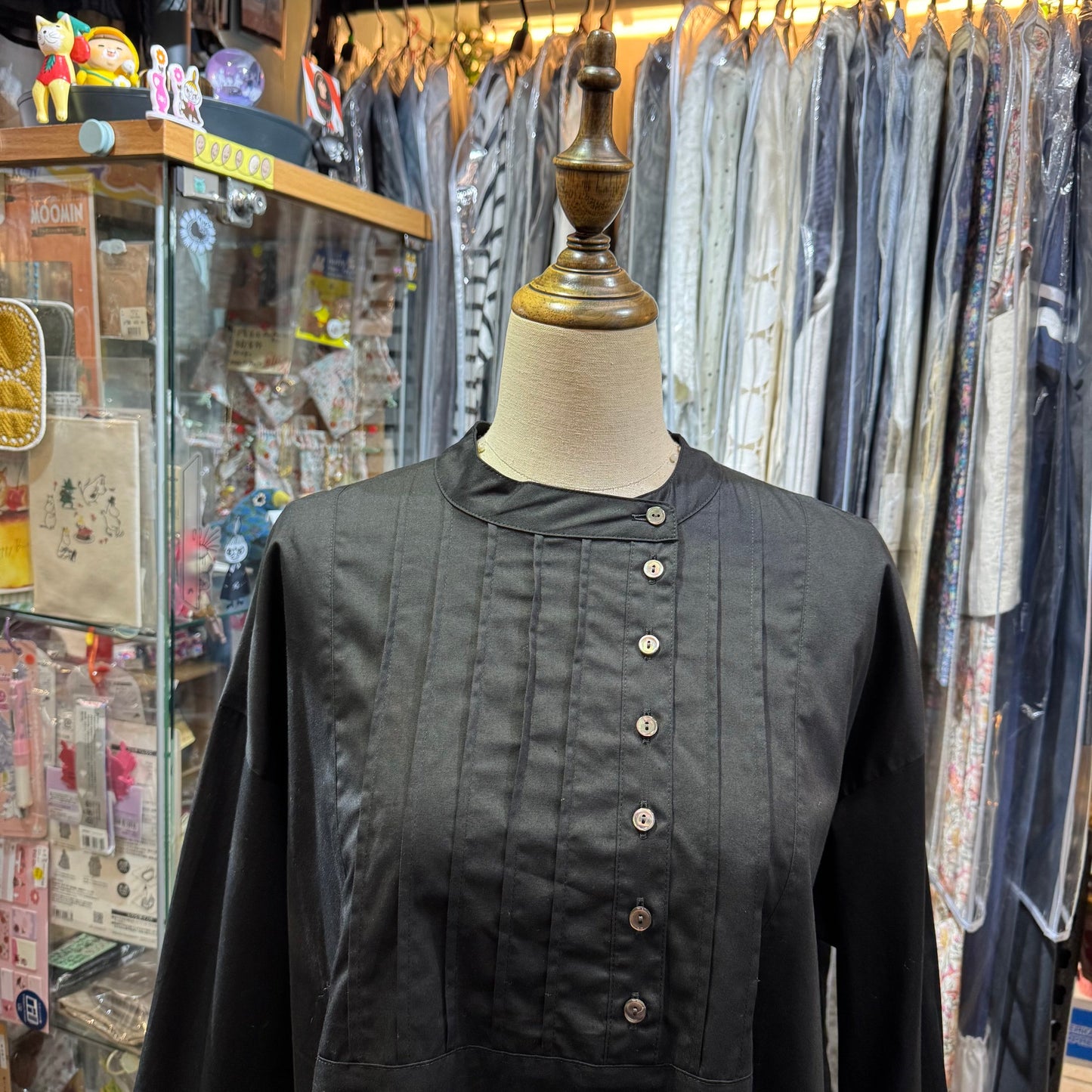 EXTRA20- Lueuf Black Shirt, made in Japan