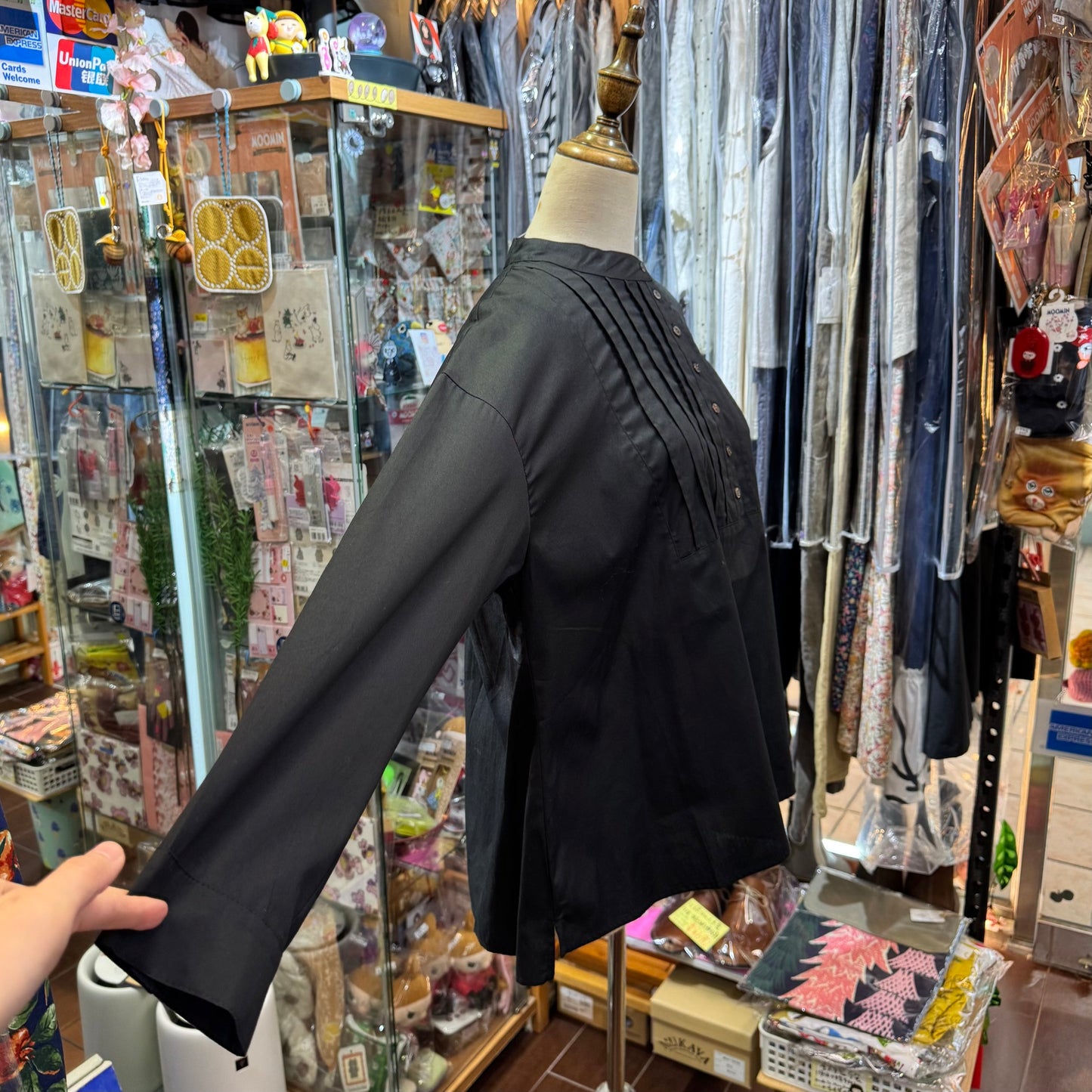EXTRA20- Lueuf Black Shirt, made in Japan