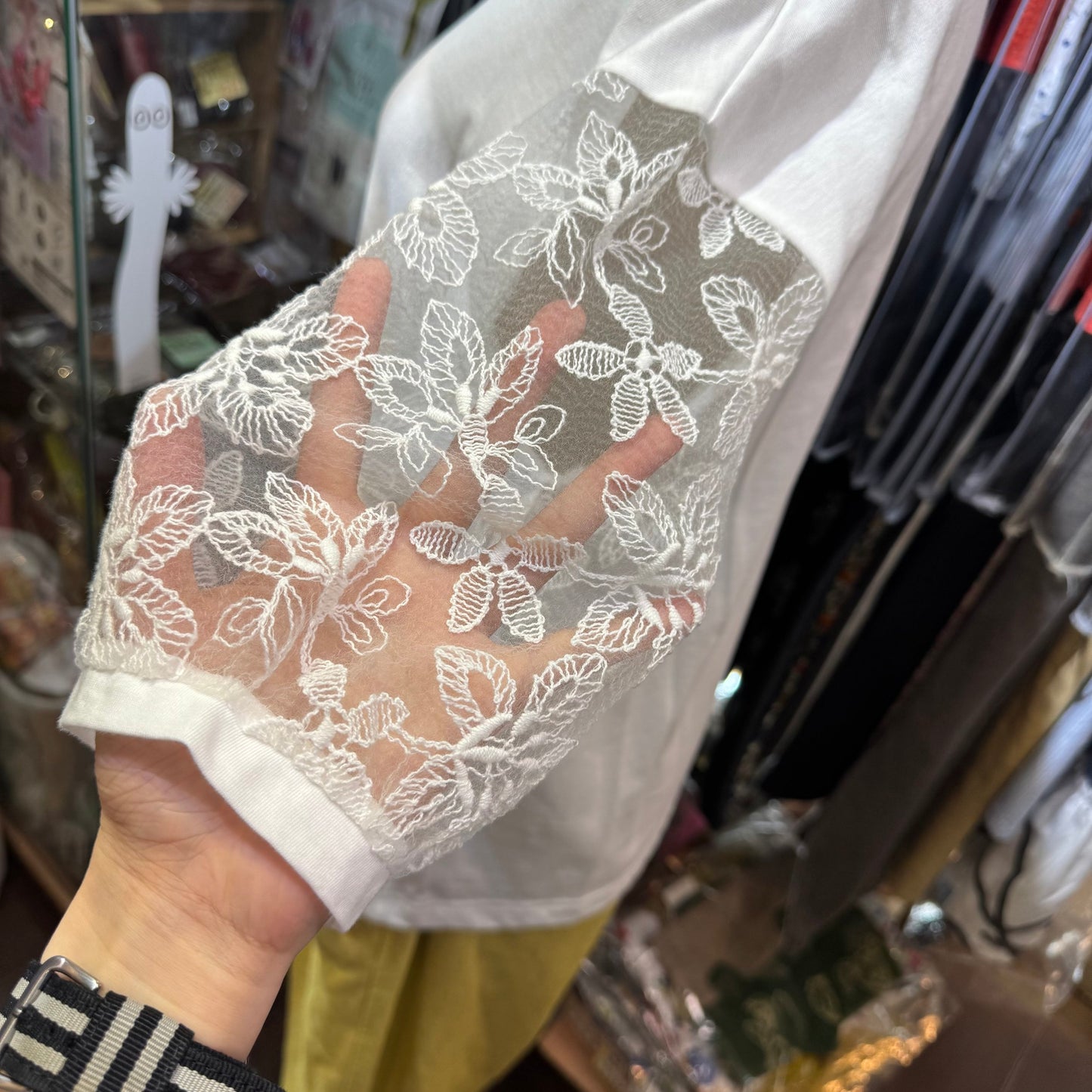 Lueuf Lace Sleeves White Top, made in Japan