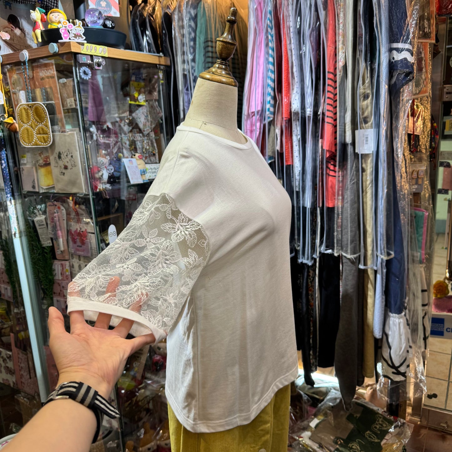 Lueuf Lace Sleeves White Top, made in Japan