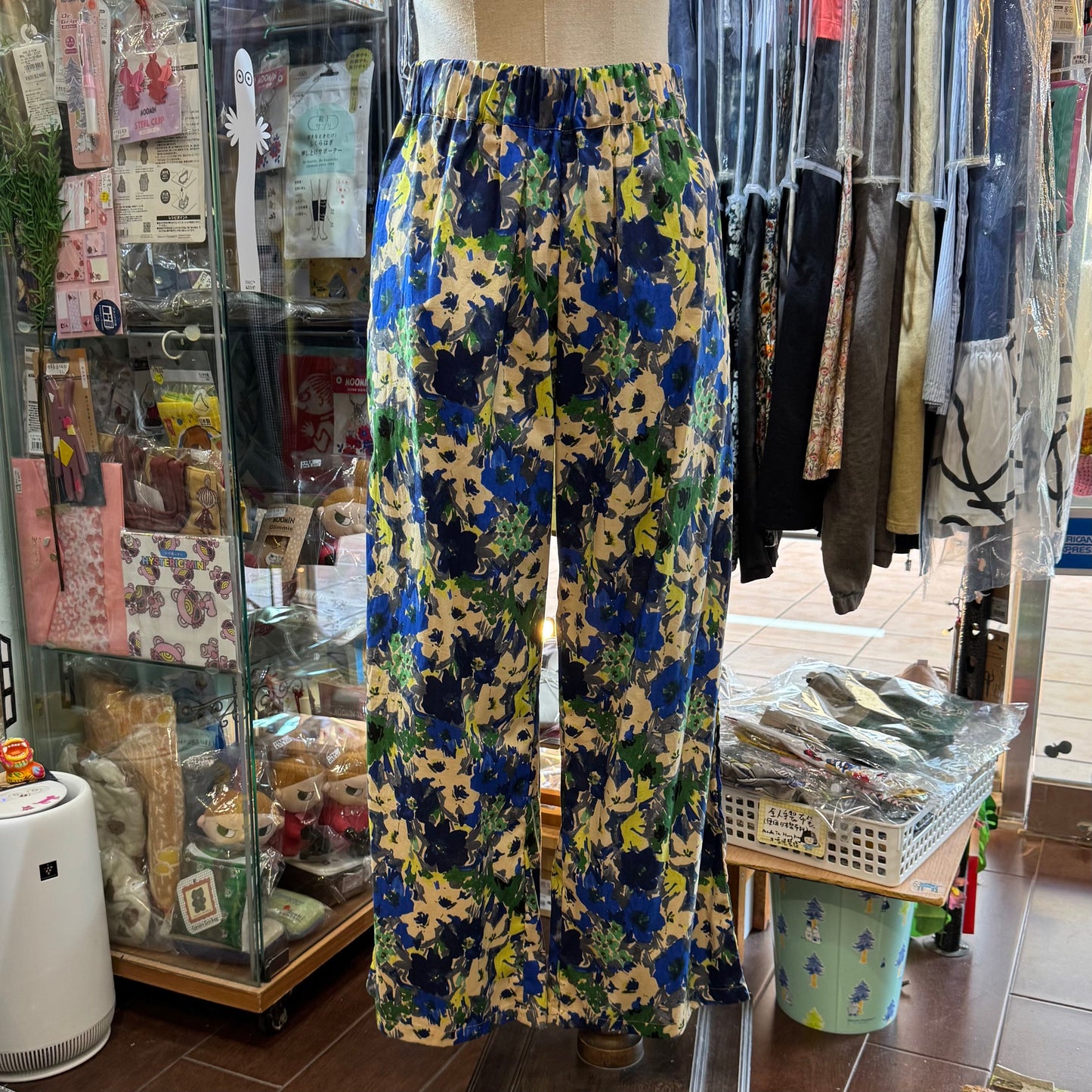 Sale- Lueuf Floral Pants, 2 Colors, made in Japan