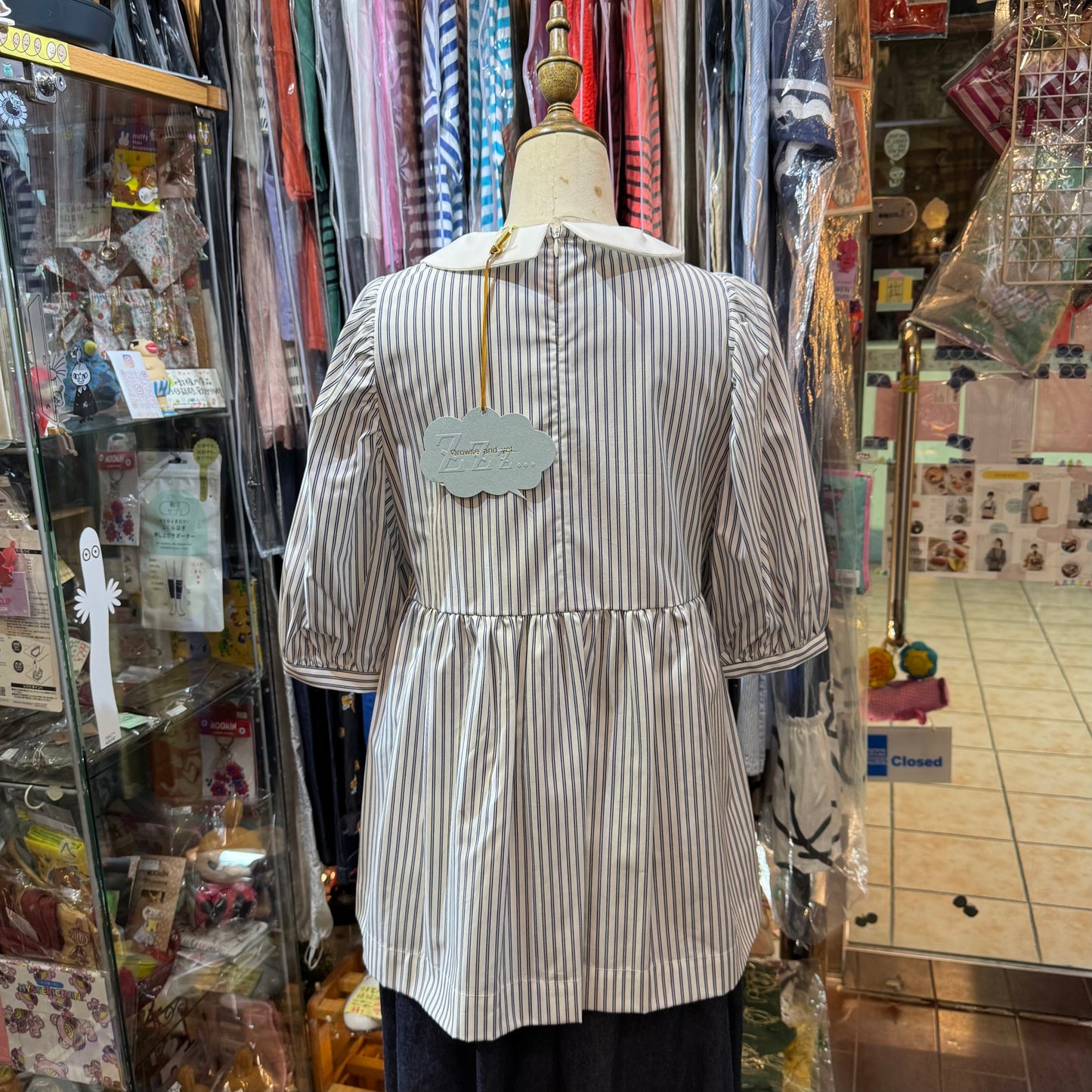Drowse and yet... Ribbon Collar Striped White Top, made in Japan