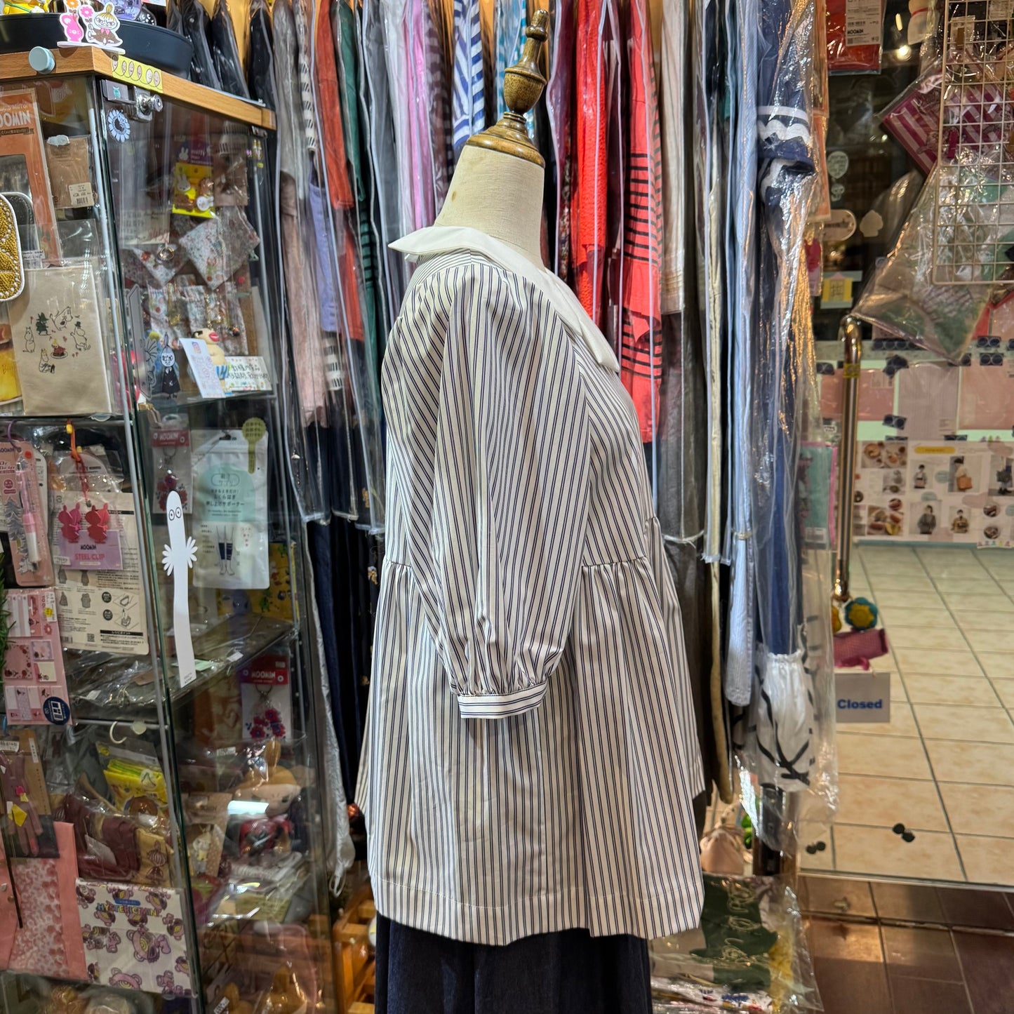 Drowse and yet... Ribbon Collar Striped White Top, made in Japan