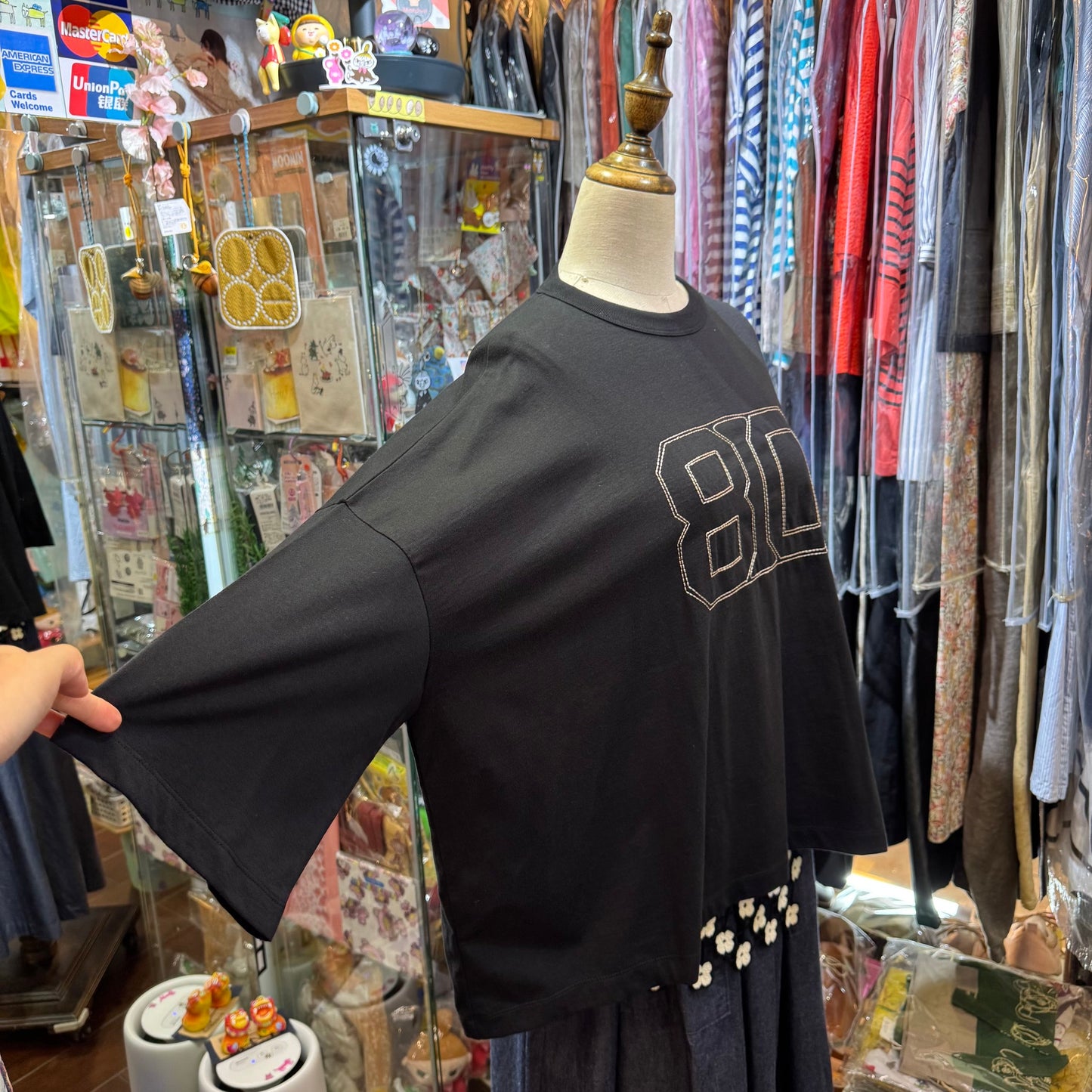 Estroislose Black 80 Embroidery T-shirt, made in Japan