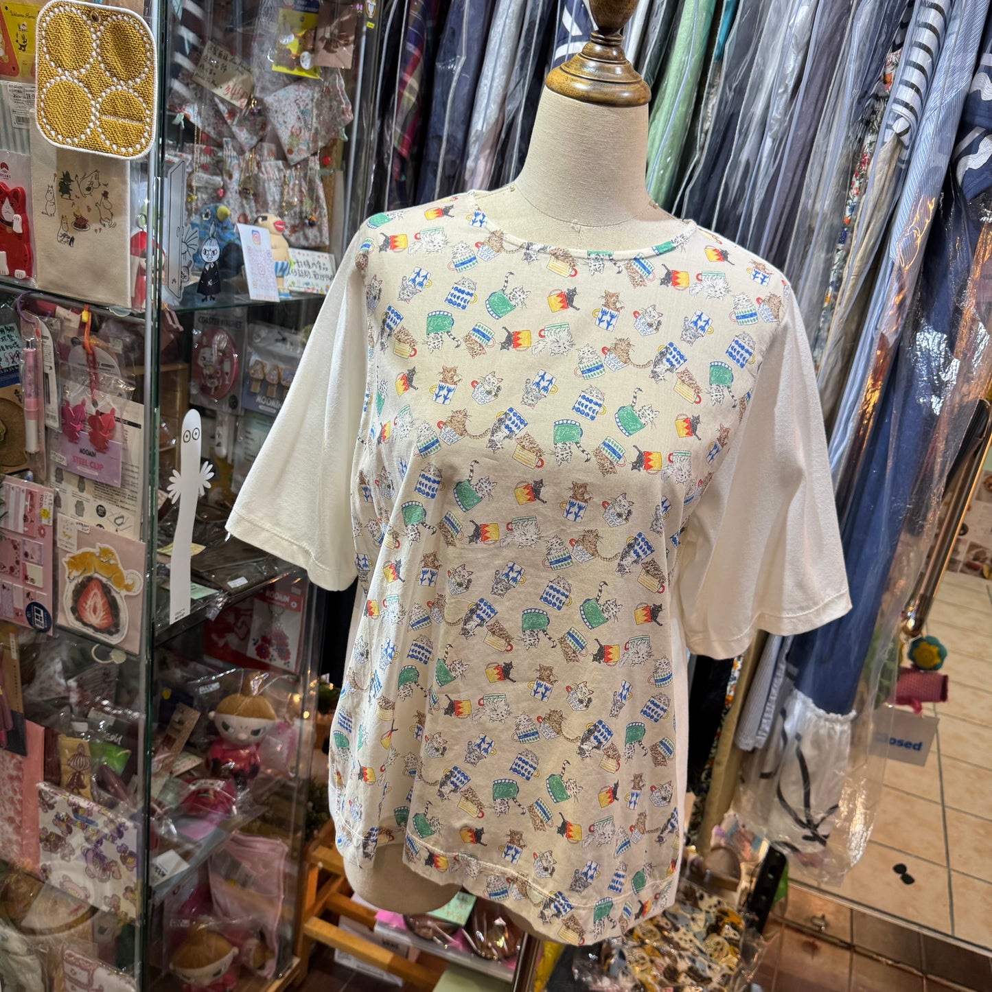 Denicher Cats White T-shirt, made in Japan
