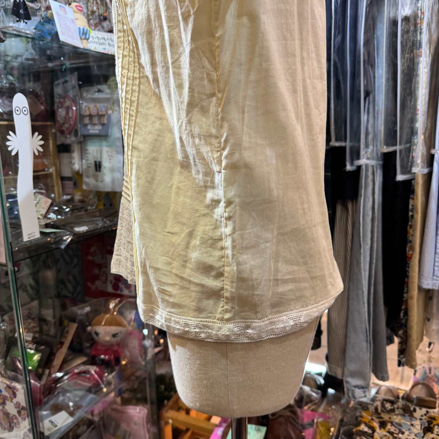 ďun à Dix Ivory Lace Top