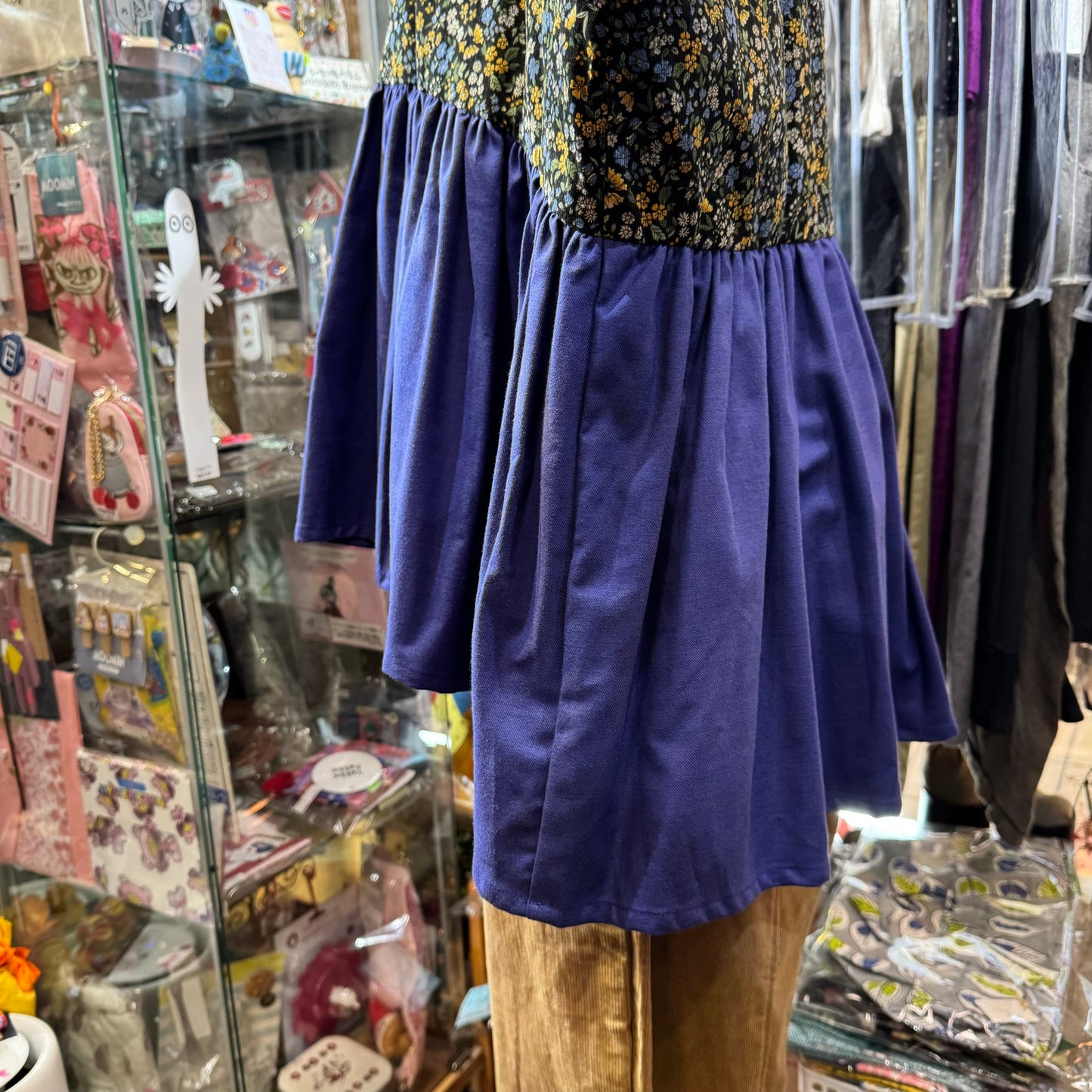 EXTRA20- Lueuf Floral Top, 2 Colors, made in Japan