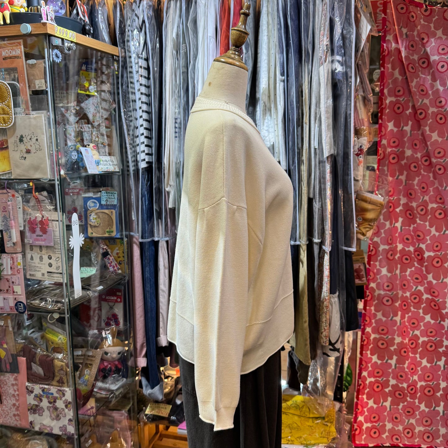 Estroislose Ivory Cotton Top