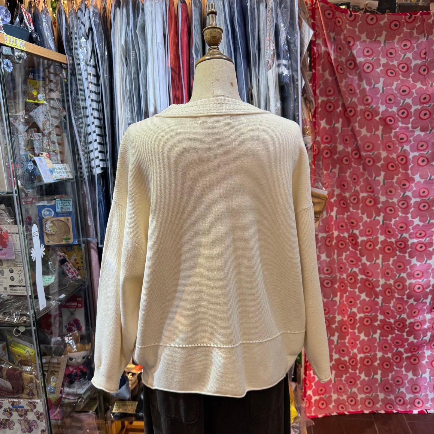 Estroislose Ivory Cotton Top