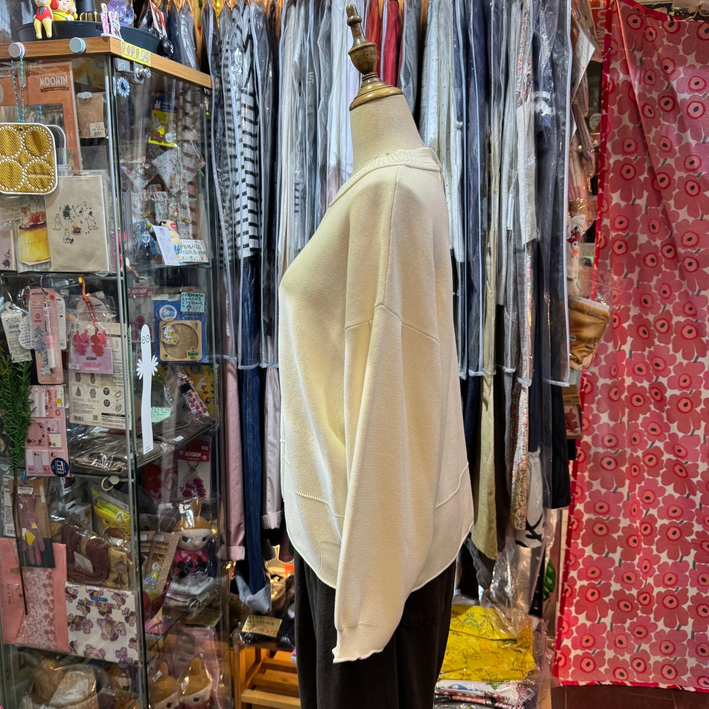Estroislose Ivory Cotton Top