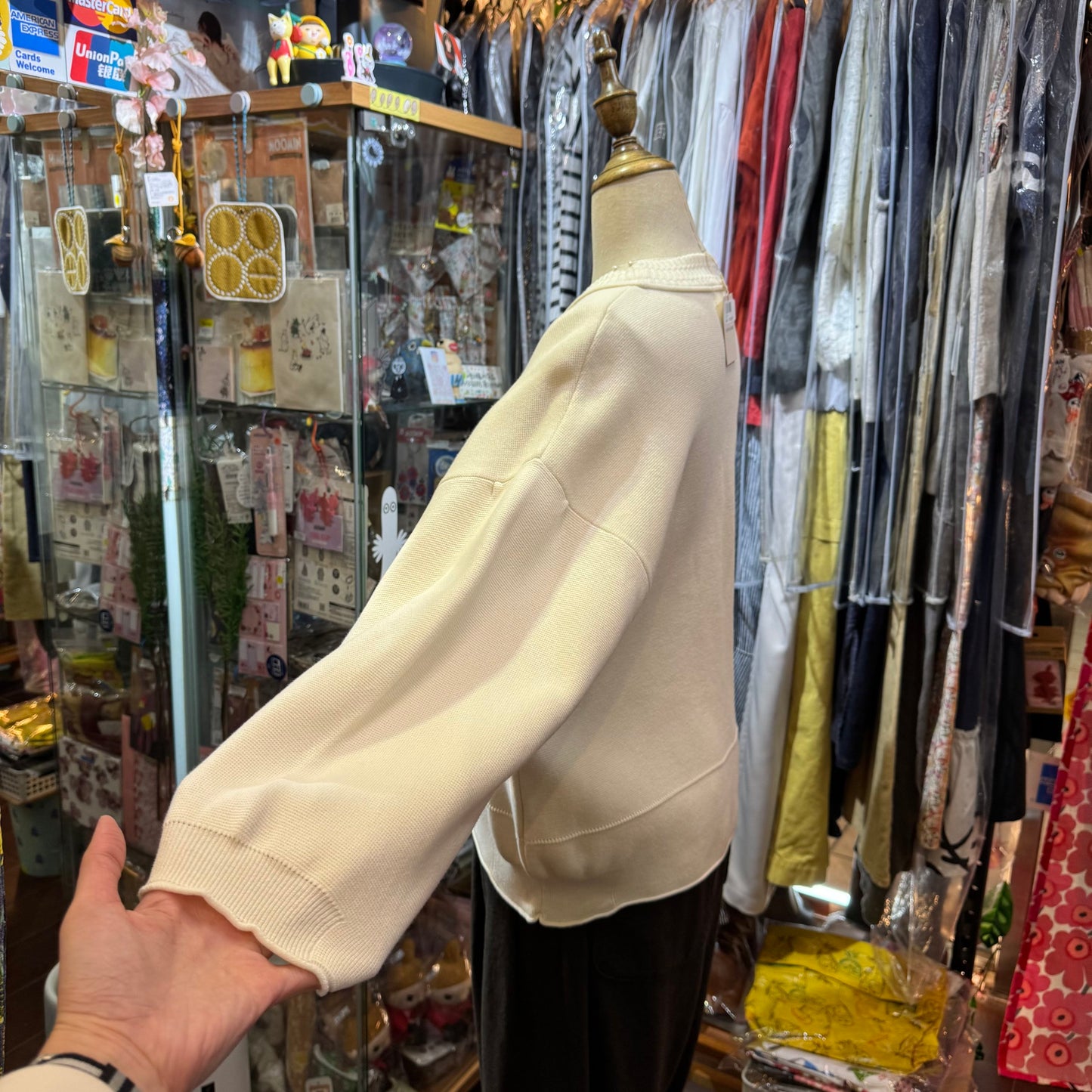 Estroislose Ivory Cotton Top