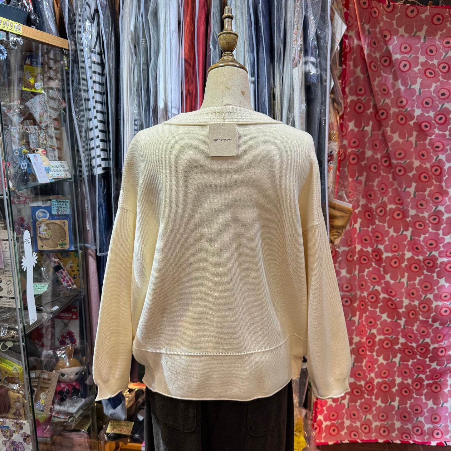 Estroislose Ivory Cotton Top