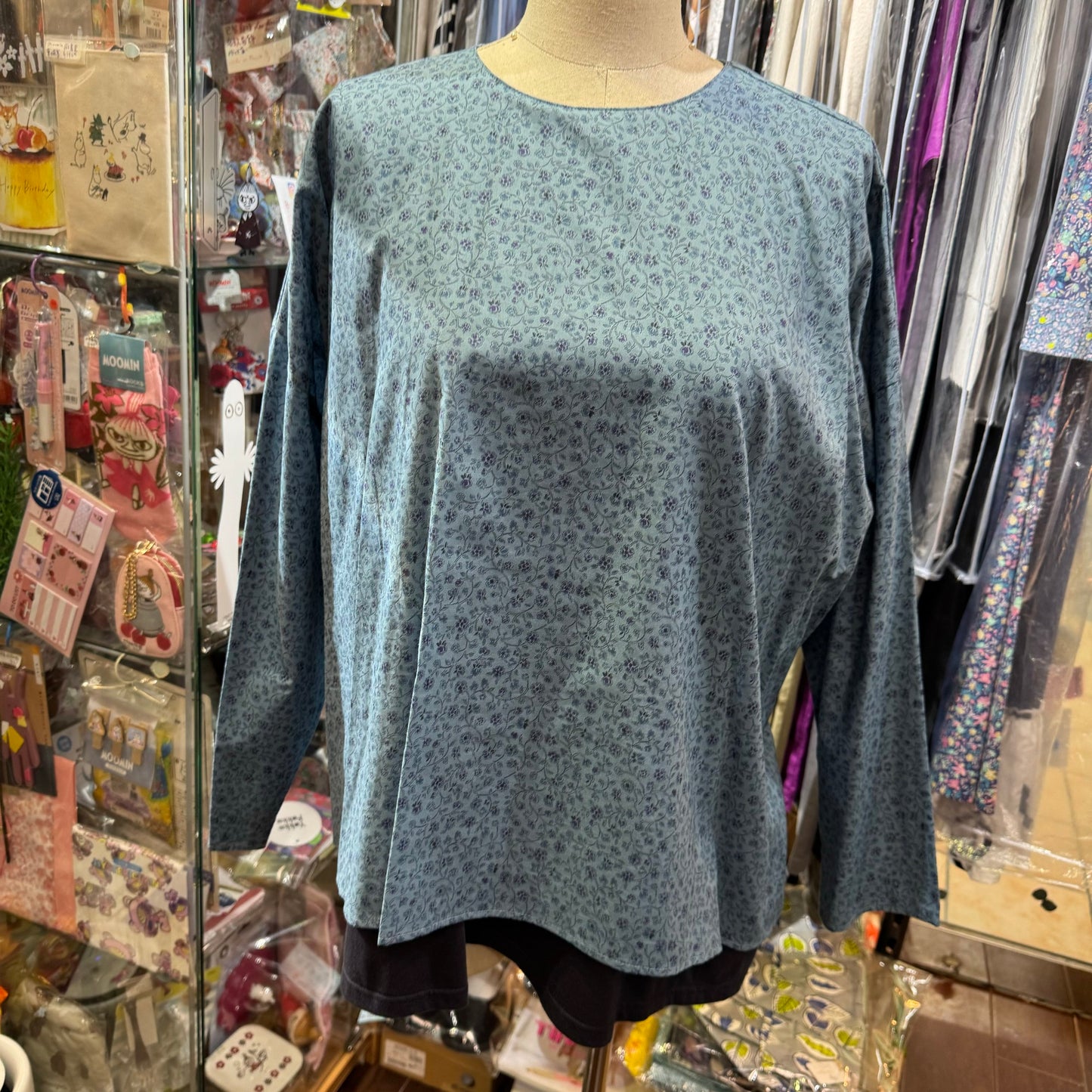 Sale- (g) Floral Blue Top, made in Japan