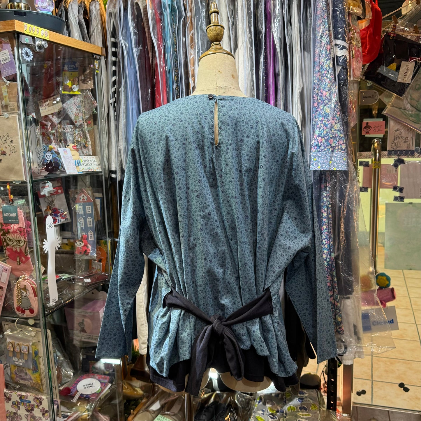 Sale- (g) Floral Blue Top, made in Japan