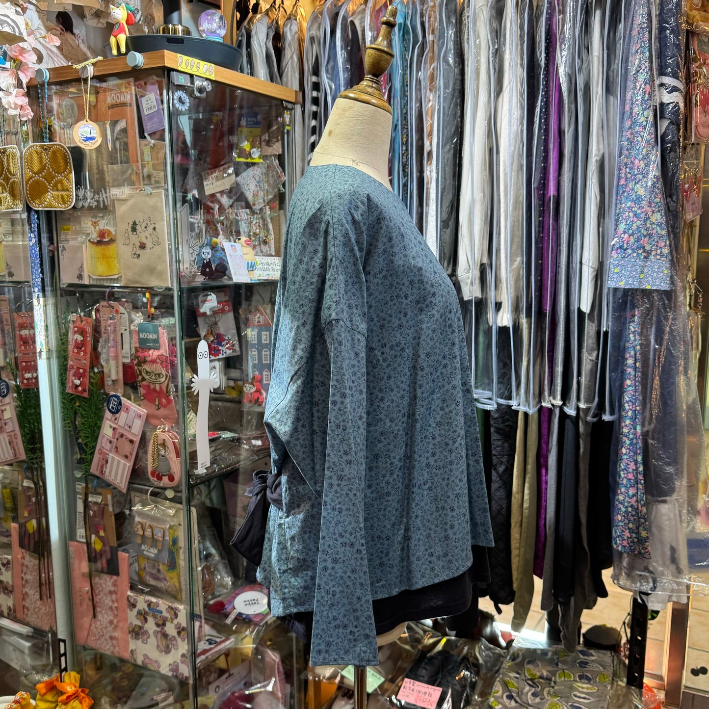 Sale- (g) Floral Blue Top, made in Japan