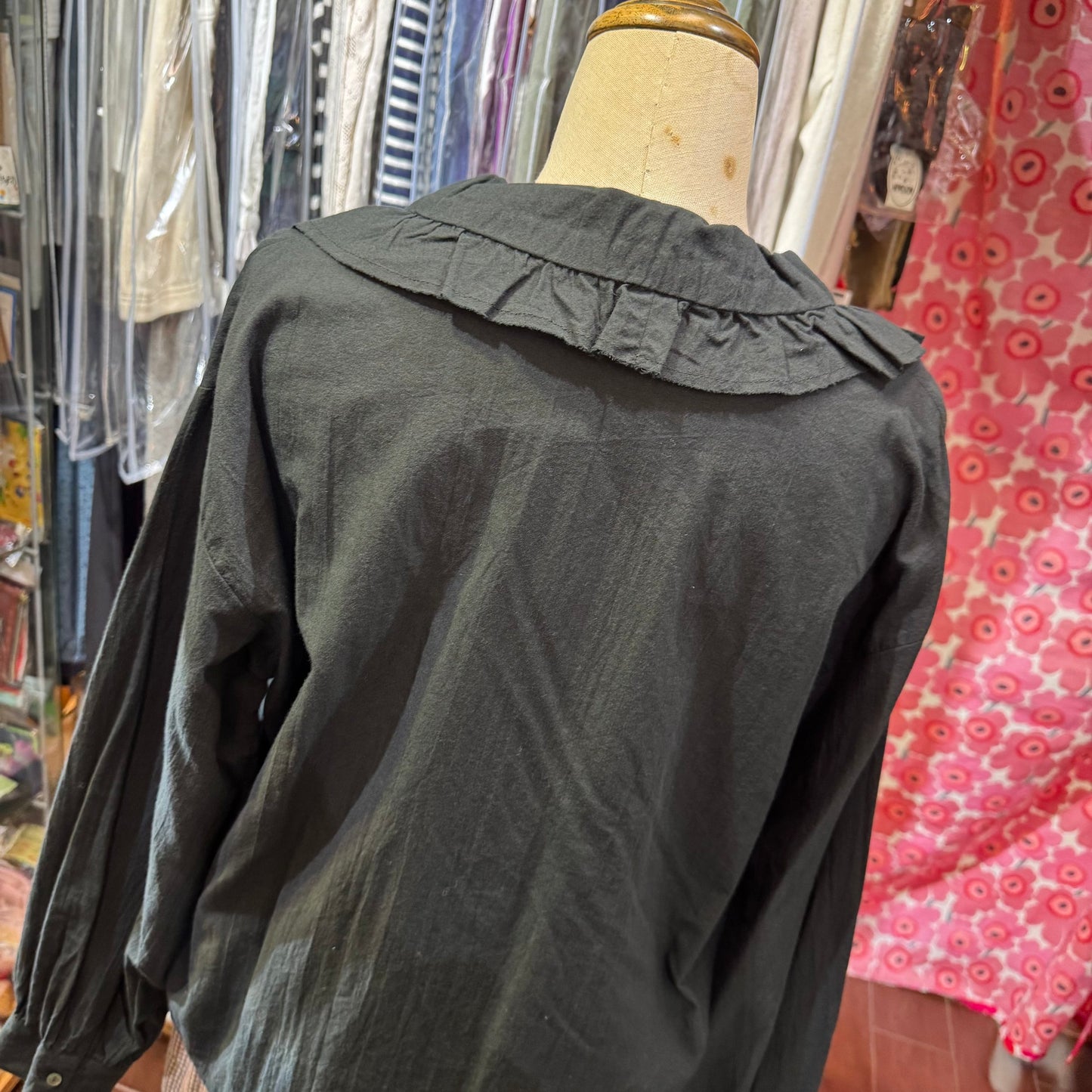 Sale- Mizuiro Ind Ruffles Shirt, 2 Colors, made in Japan