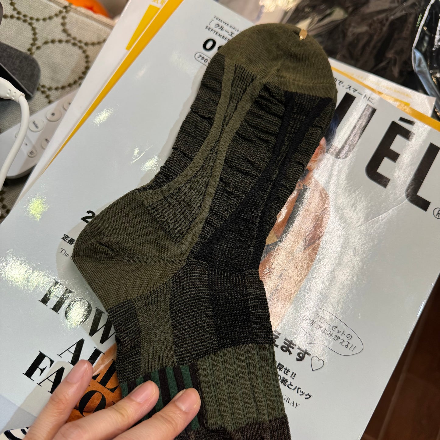 Nonnette Tree Trunk and Bird Wool LongHigh Socks , 2 Colors, made in Japan