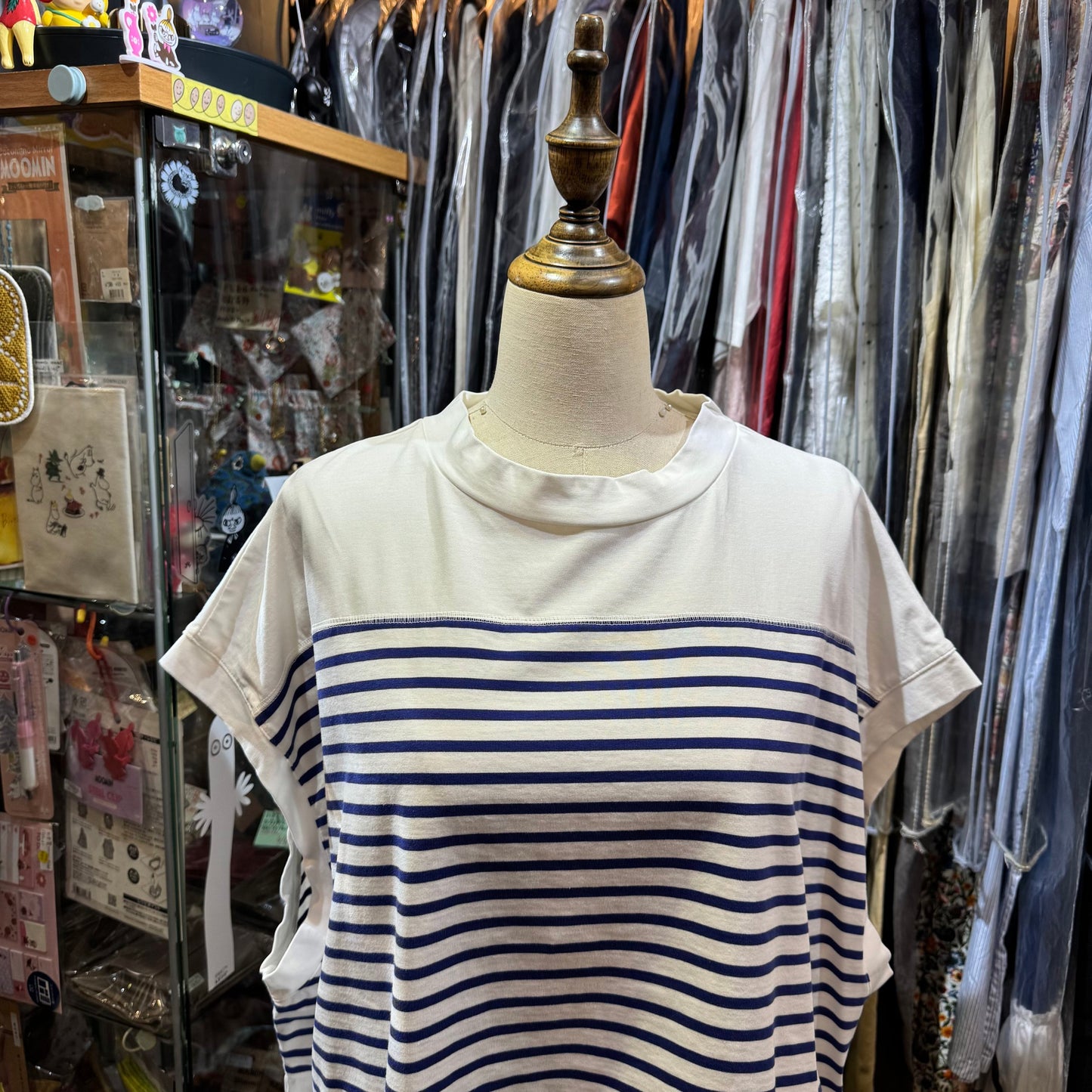 Estroislose White X Blue Striped Top, made in Japan
