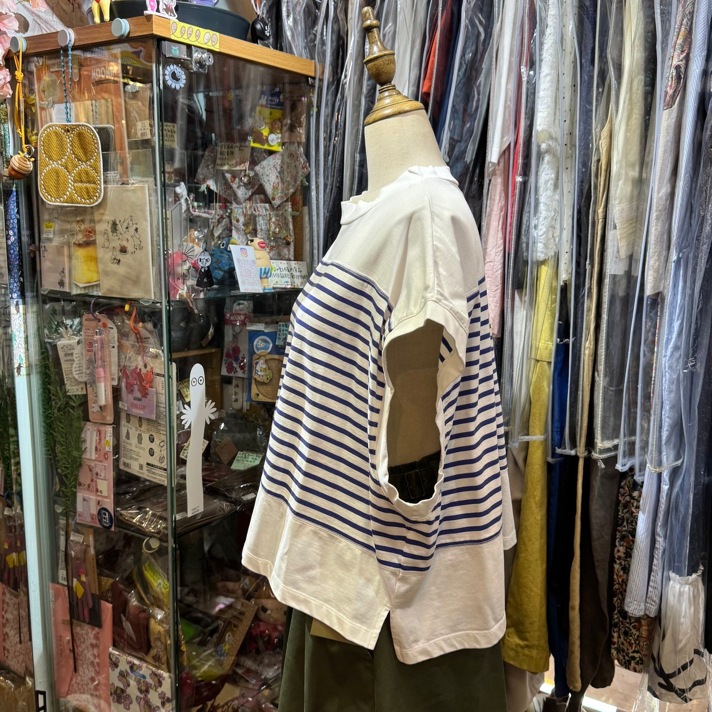 Estroislose White X Blue Striped Top, made in Japan