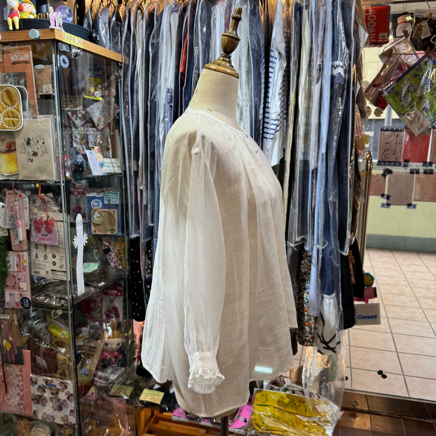 Lueuf White Linen Shirt, made in Japan
