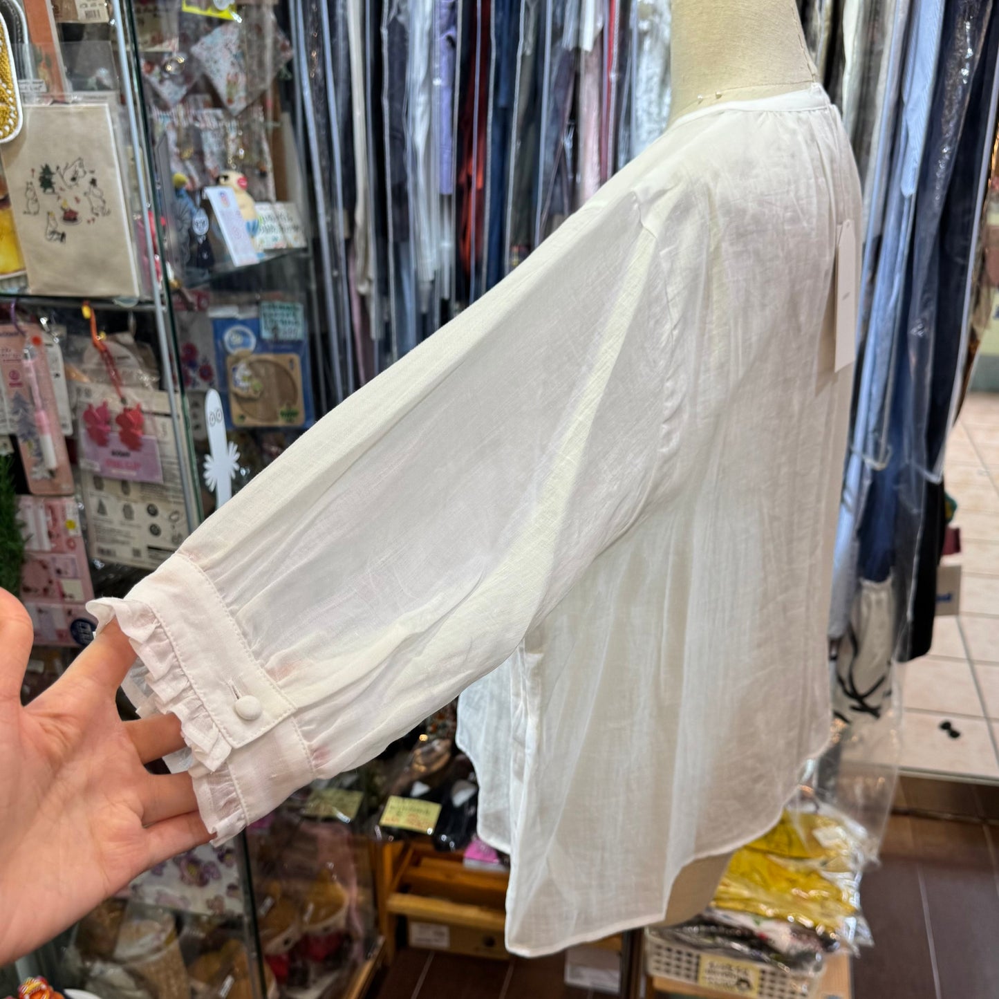 Lueuf White Linen Shirt, made in Japan
