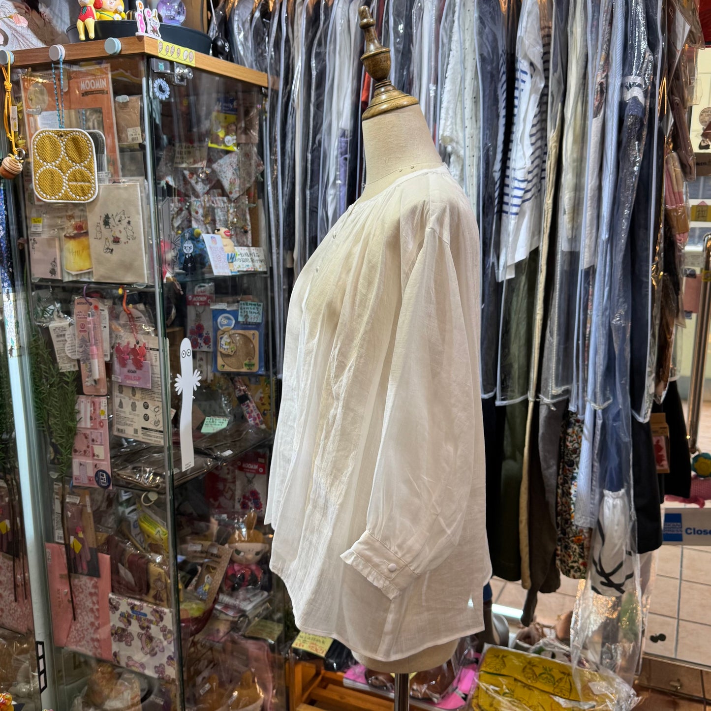 Lueuf White Linen Shirt, made in Japan