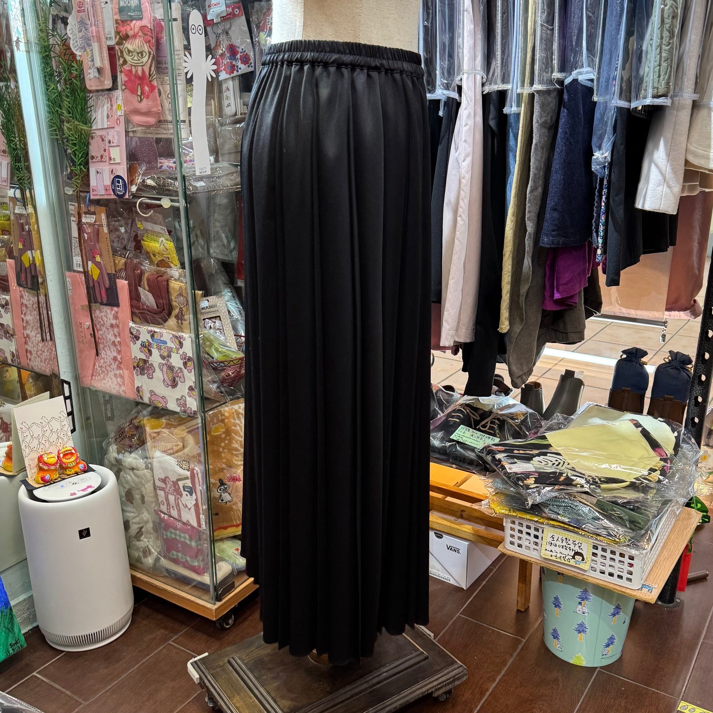 Sale- Liyoca Tuck Skirt, made in Japan