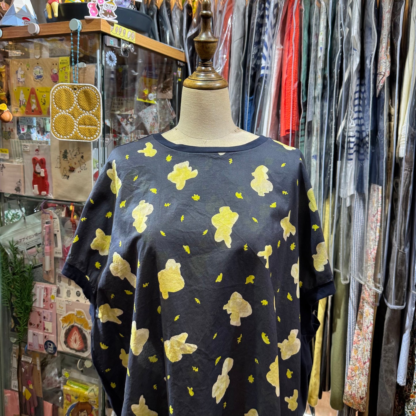 VM Floral Navy Top, made in Japan