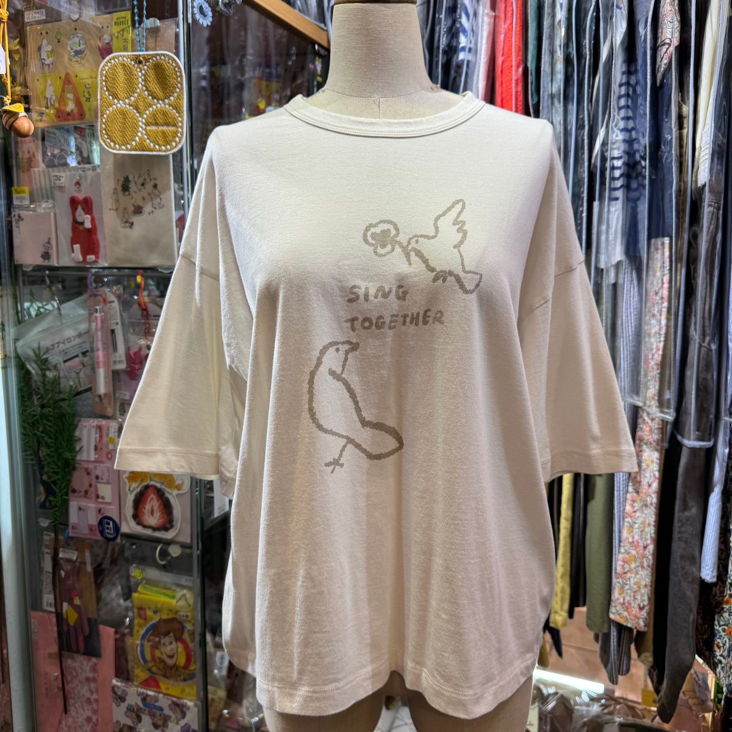 Laiterie Birds Sing Together Ivory T-shirt, made in Japan