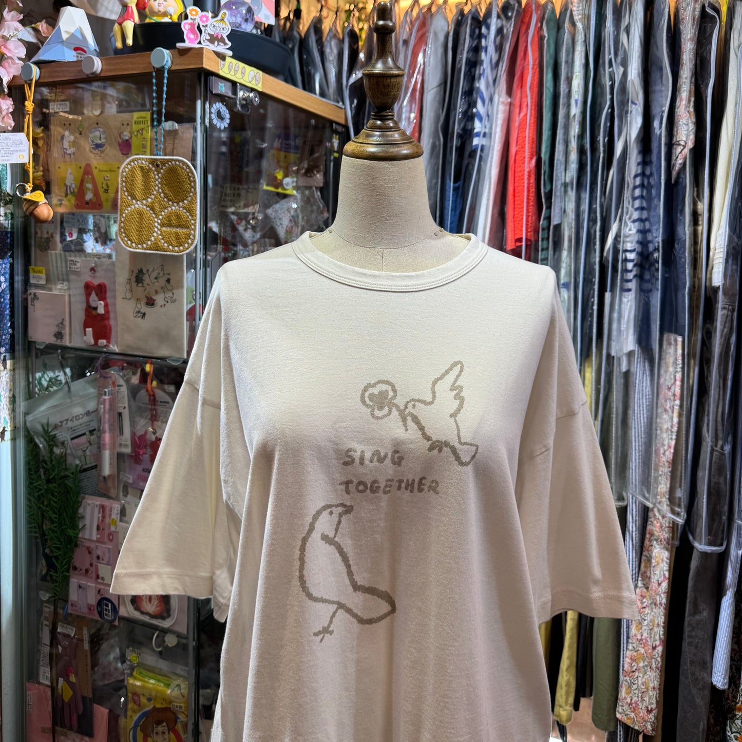 Laiterie Birds Sing Together Ivory T-shirt, made in Japan