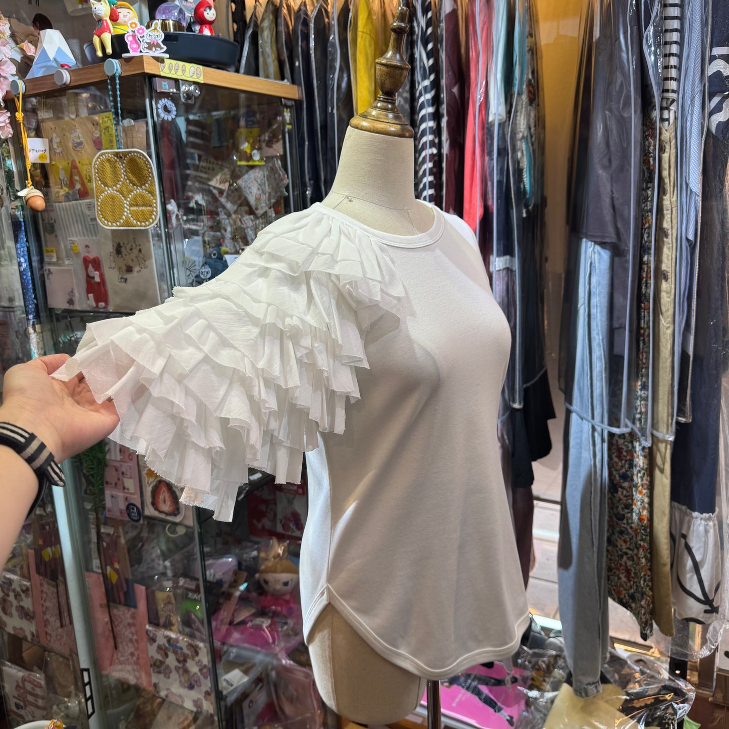 Hiromithistle White Frill Top, made in Japan