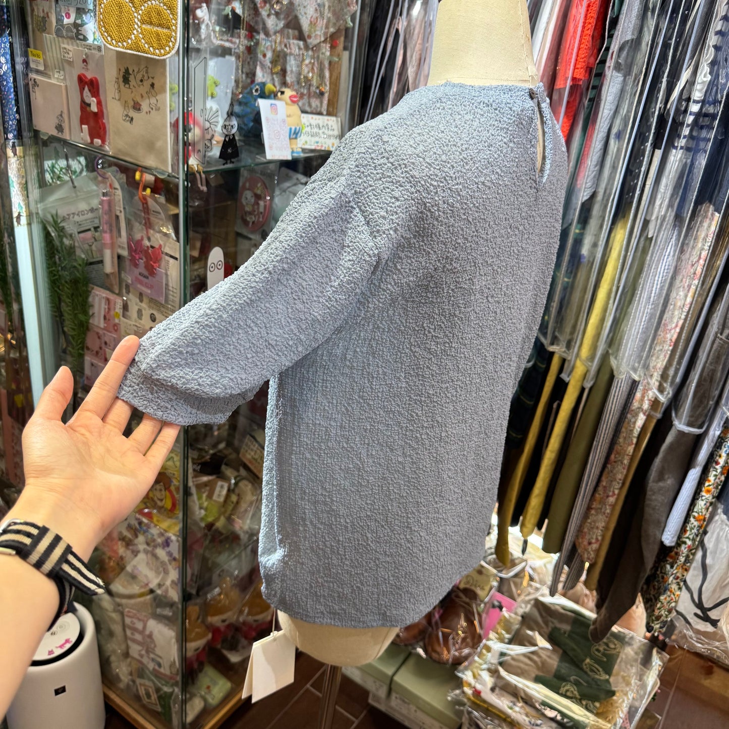 Midiumisolid Light Blue Top, made in Japan