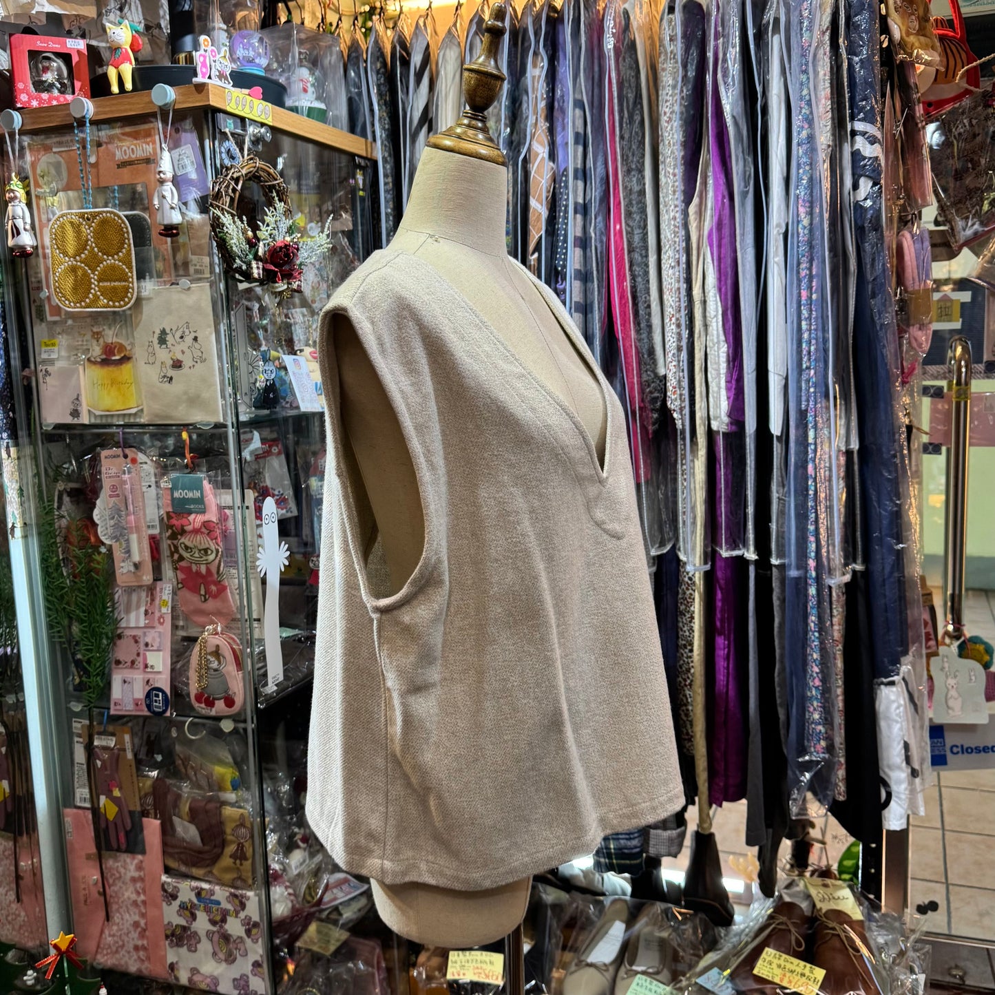 Sale- Ina Ivory Vest, made in Japan