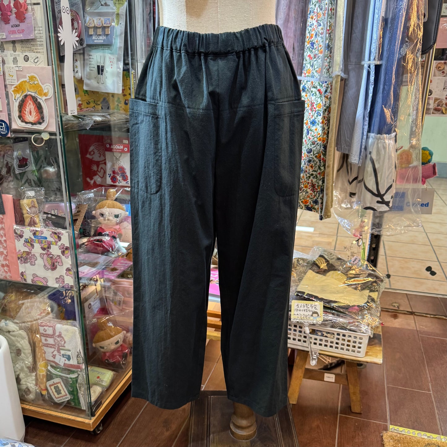 Vent d Ouest Navy Pants, made in Japan