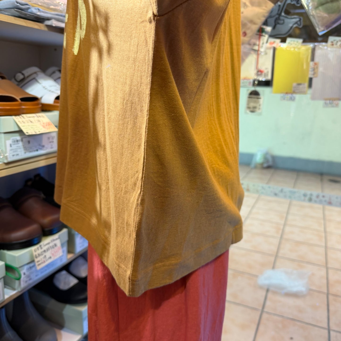 Tumugu Camel “Go on a trip” T-shirt, made in Japan