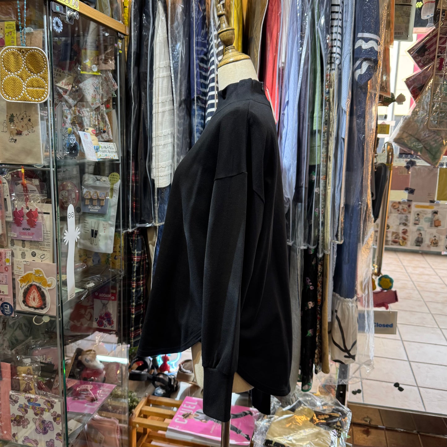 Nachukara Black Sweatshirt, Top, made in Japan