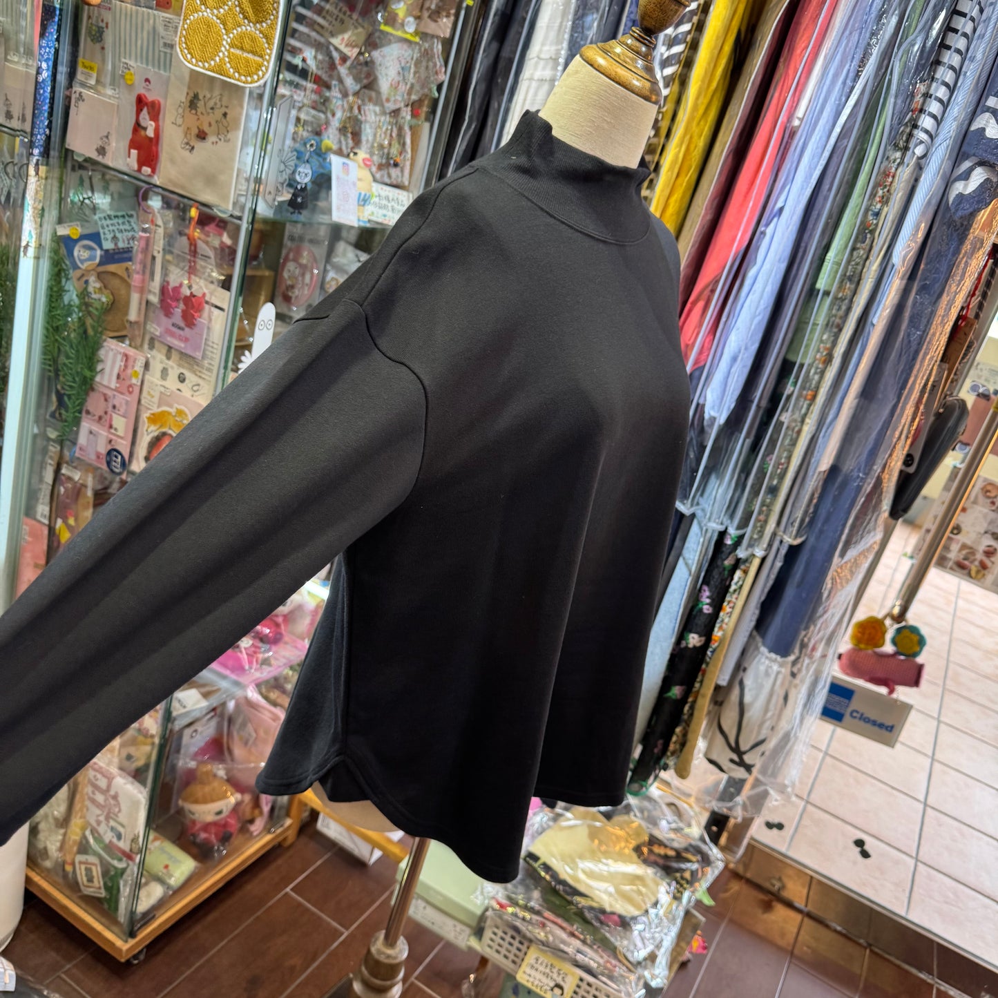 Nachukara Black Sweatshirt, Top, made in Japan
