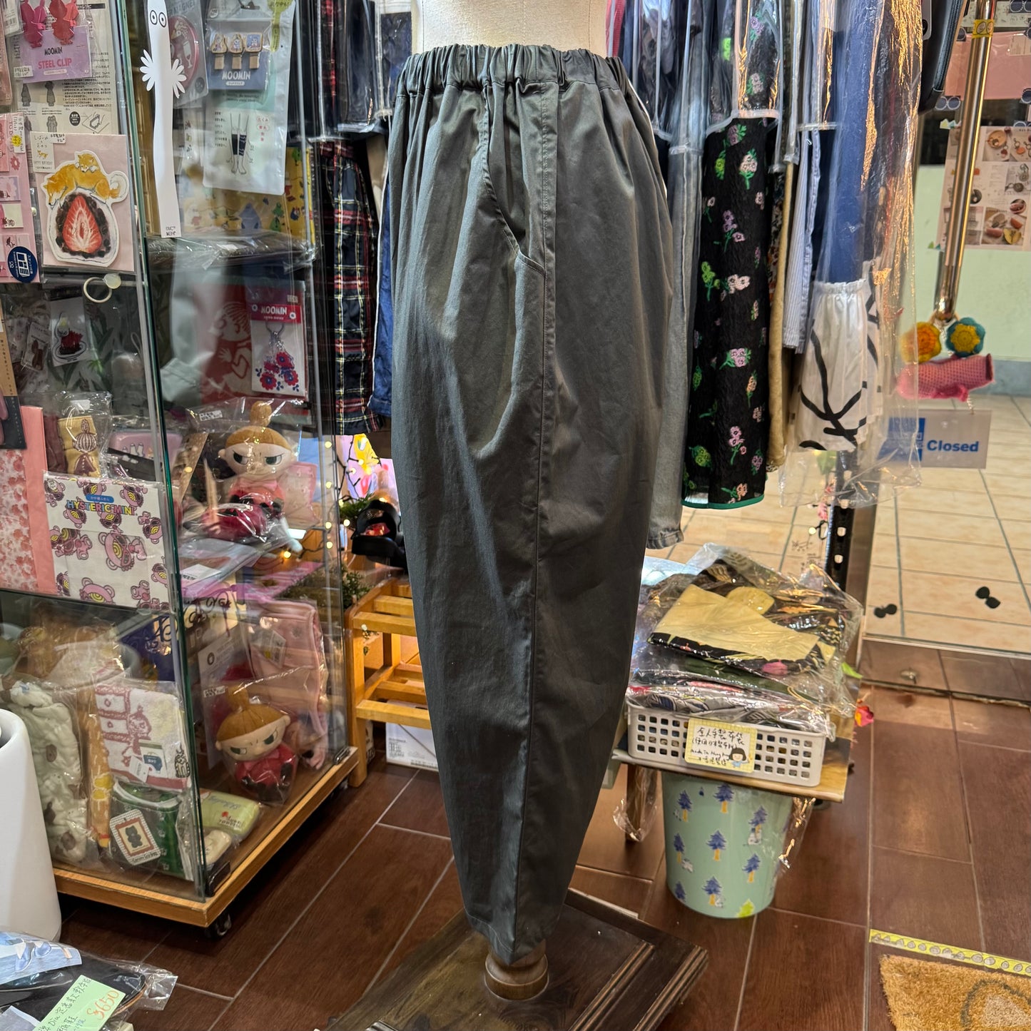 Lueuf Cropped Pants, 2 Colors, made in Japan
