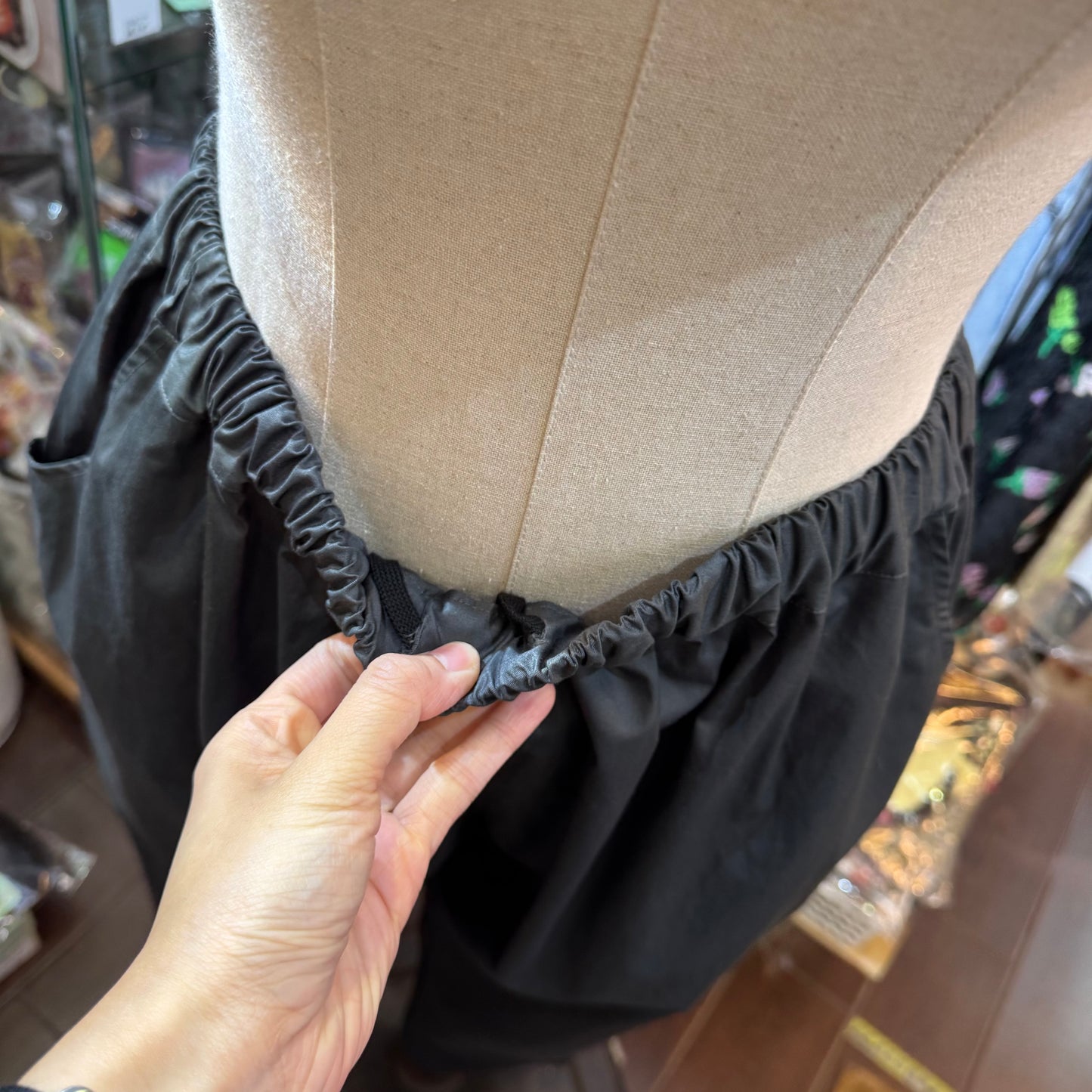 Lueuf Cropped Pants, 2 Colors, made in Japan