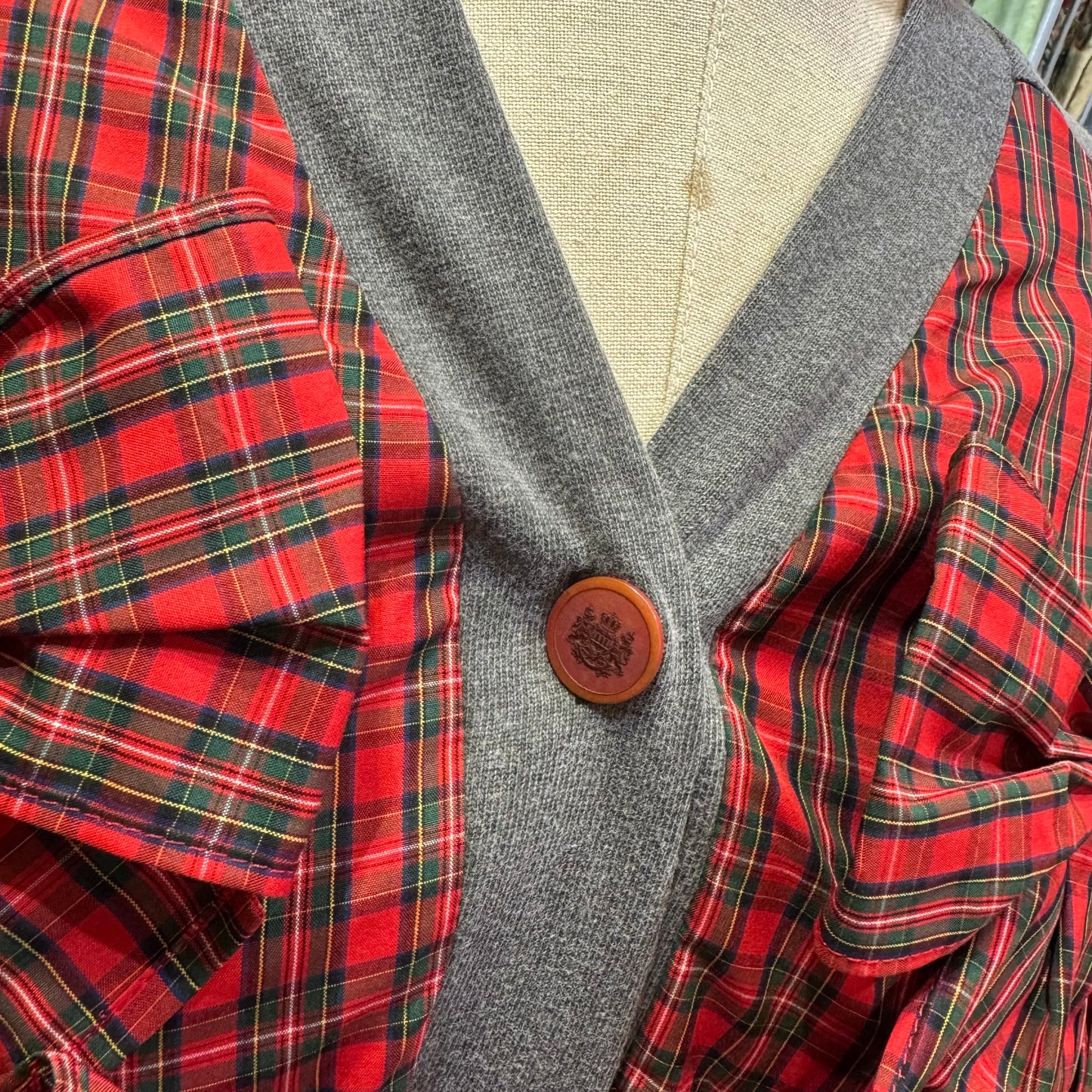 Drowse and Yet… Checked Ribbon Charcoal Cardigan, made in Japan