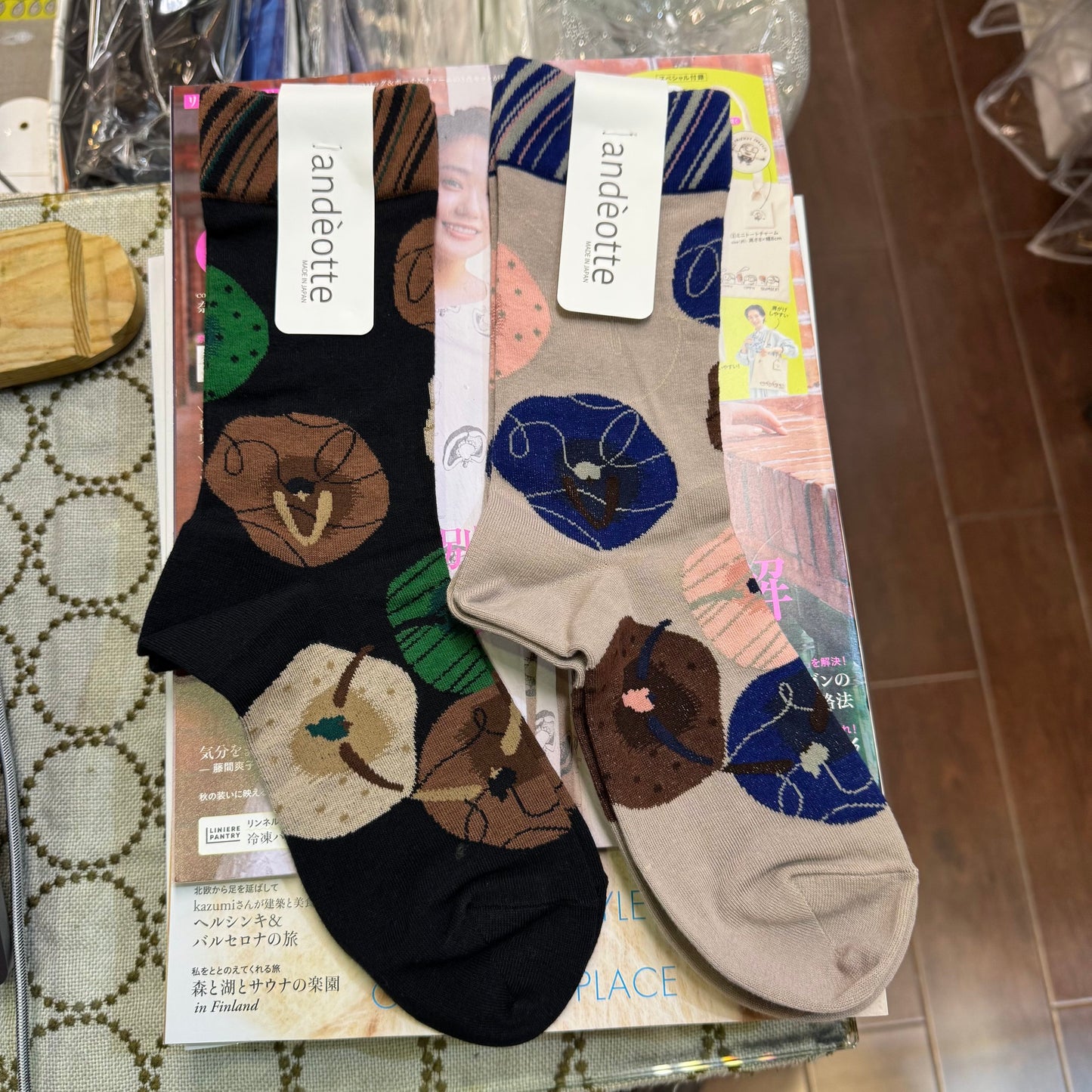 ande Floral Socks, 2 Colors, made in Japan