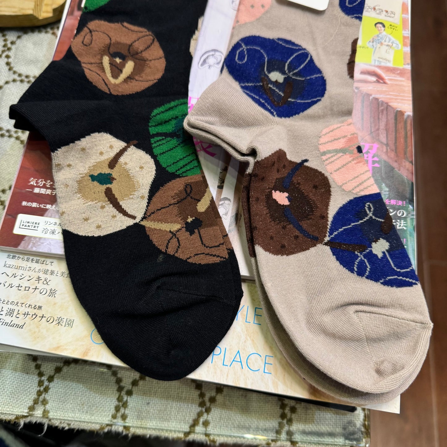ande Floral Socks, 2 Colors, made in Japan