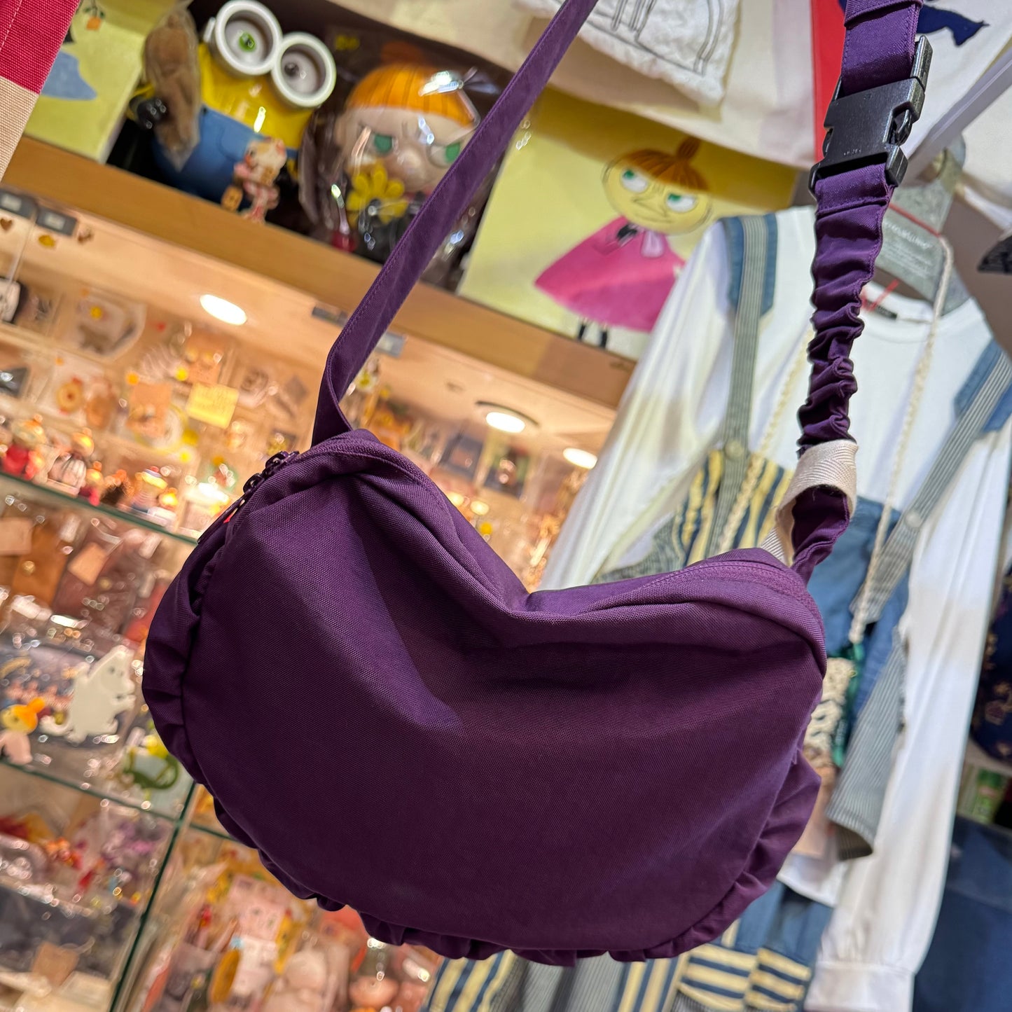 Anvocoeur Purple Frill Nylon Bag